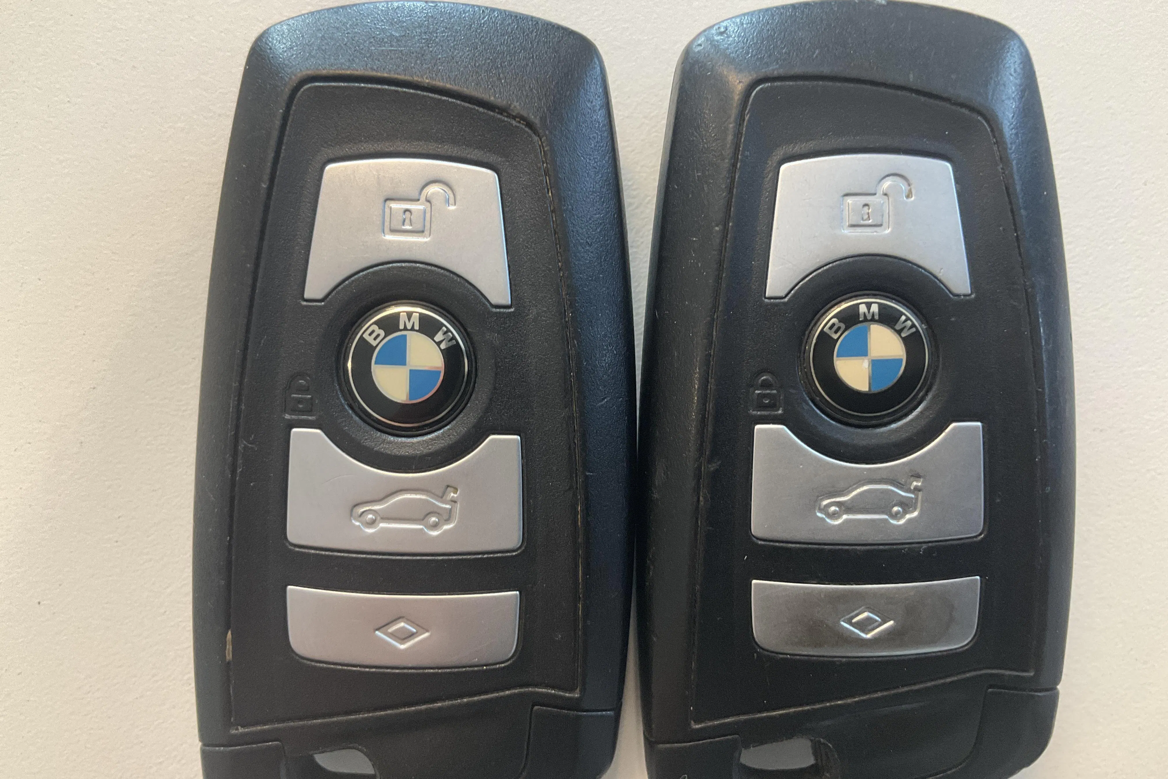 Presentationsfoto 14 av 14: BMW X3 xDrive20d, F25 (184hk) - 15 213 mil - Automat - Ljusgrå - 2011