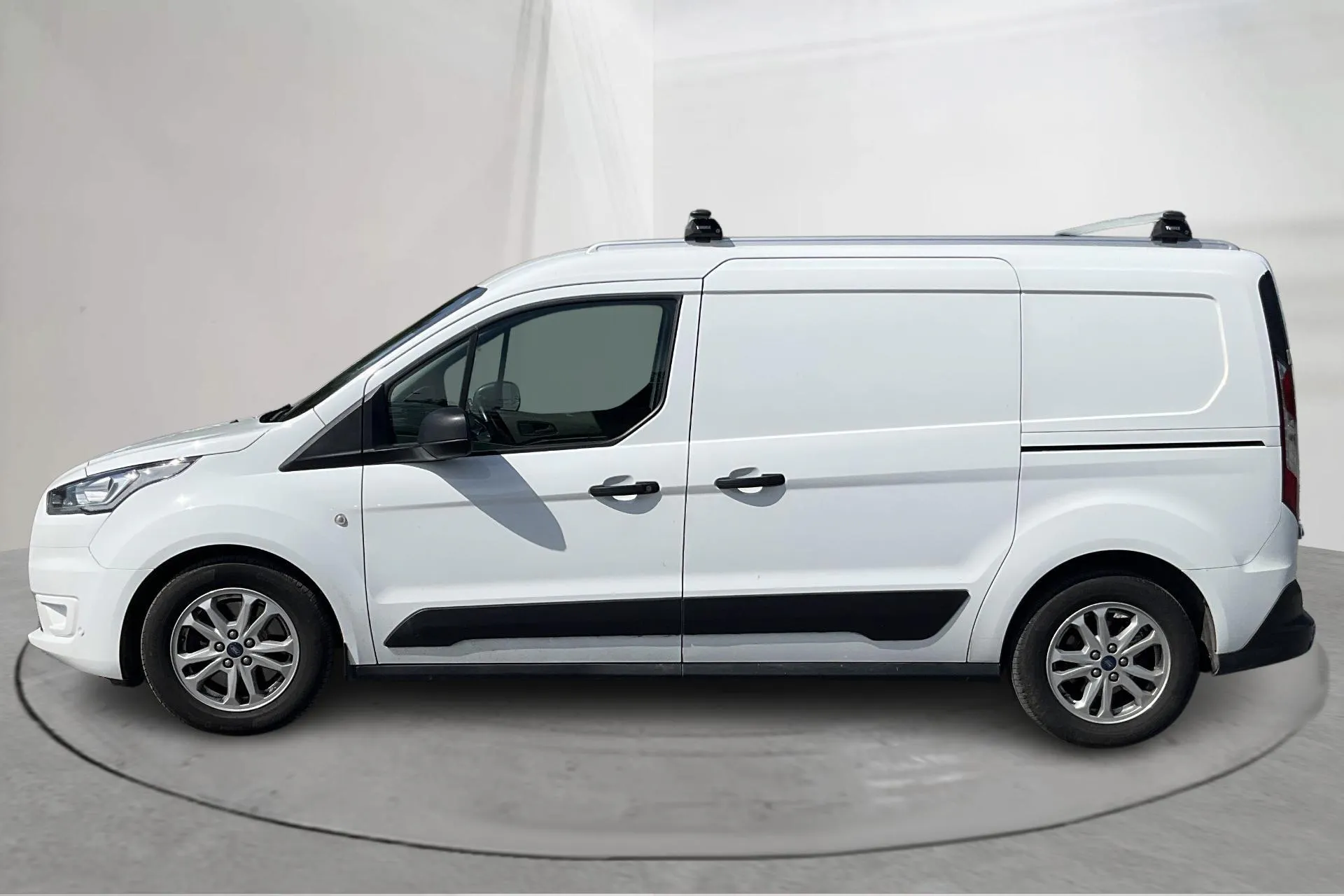 Presentation photo 2 of 13: Ford Transit Connect 1.5 EcoBlue (100hk) - 106 050 km - Automatic - white - 2022