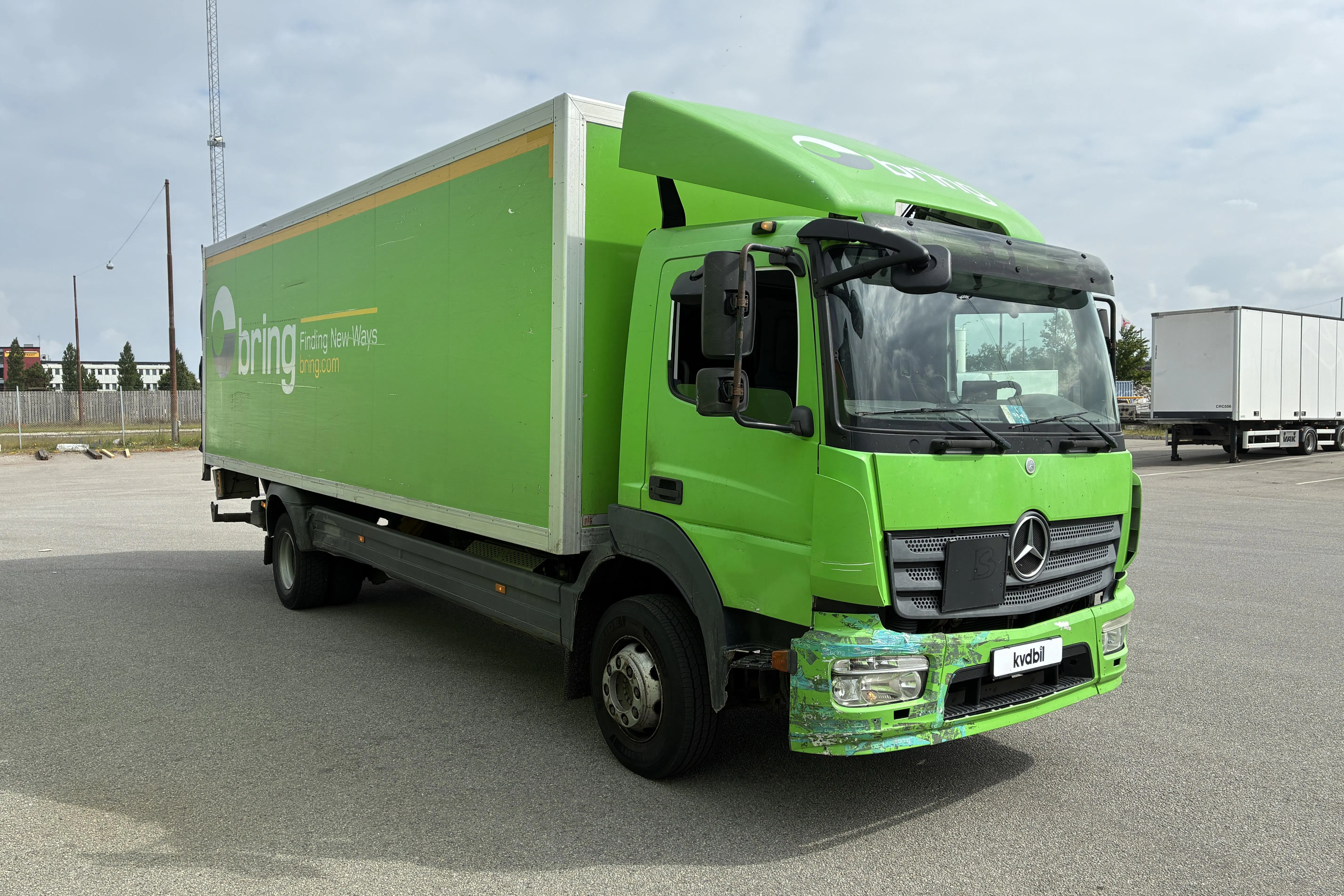 Presentation photo 2 of 54: MERCEDES ATEGO - 526 820 km - Automatic - white - 2014