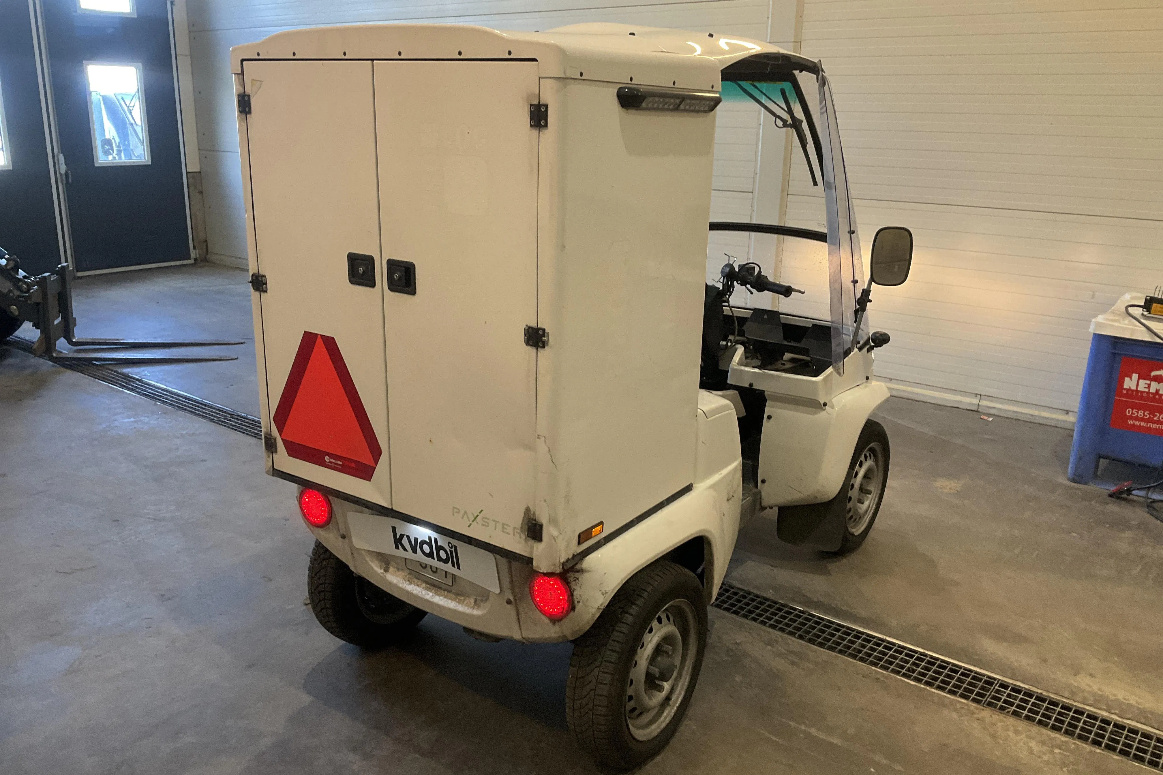 Presentationsfoto 2 av 12: PAXSTER EDV 1601 - 30 210 km - Automat - vit - 2018