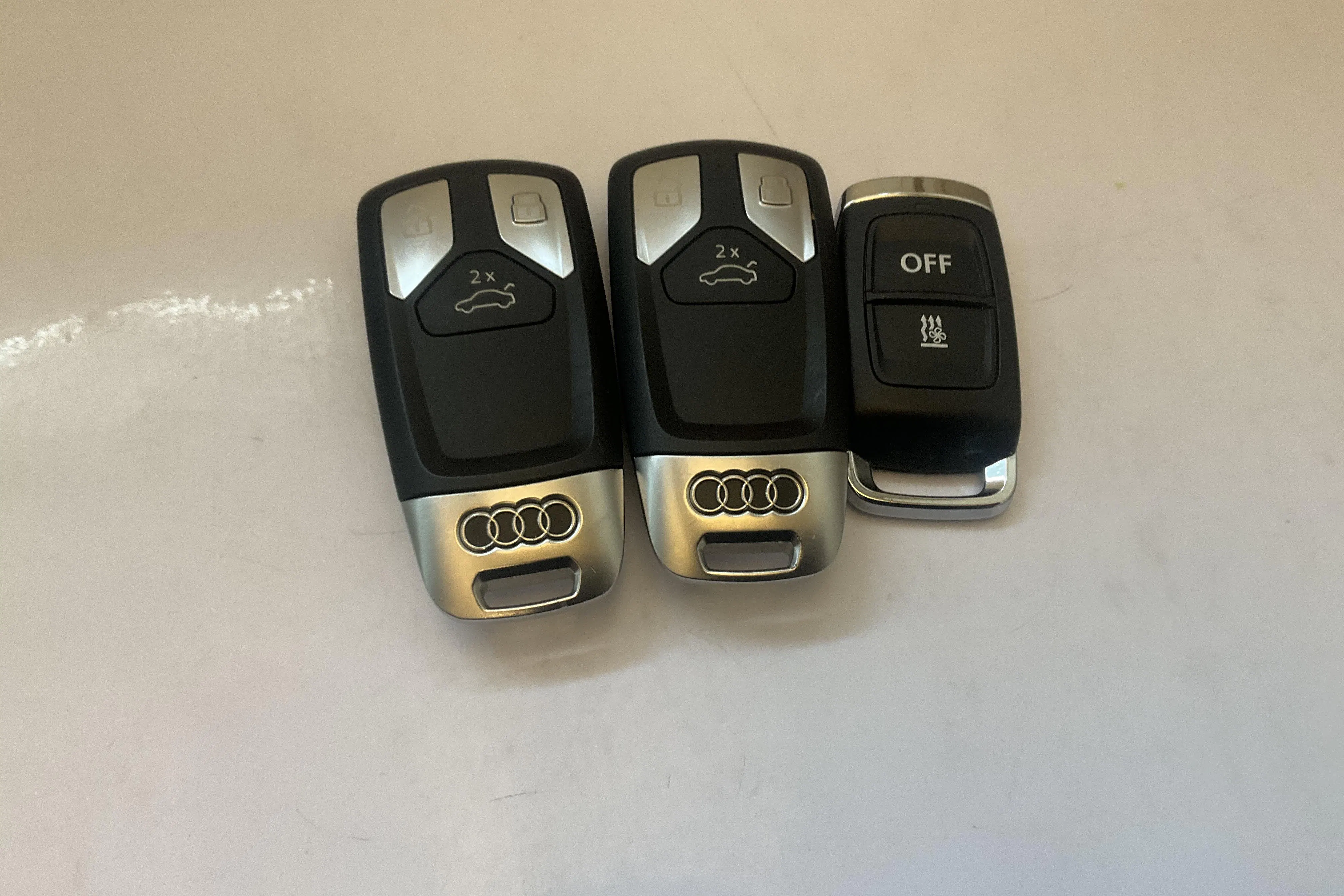 Presentationsfoto 13 av 13: Audi A4 Avant 40 TDI quattro (204hk) - 15 933 mil - Automat - svart - 2022