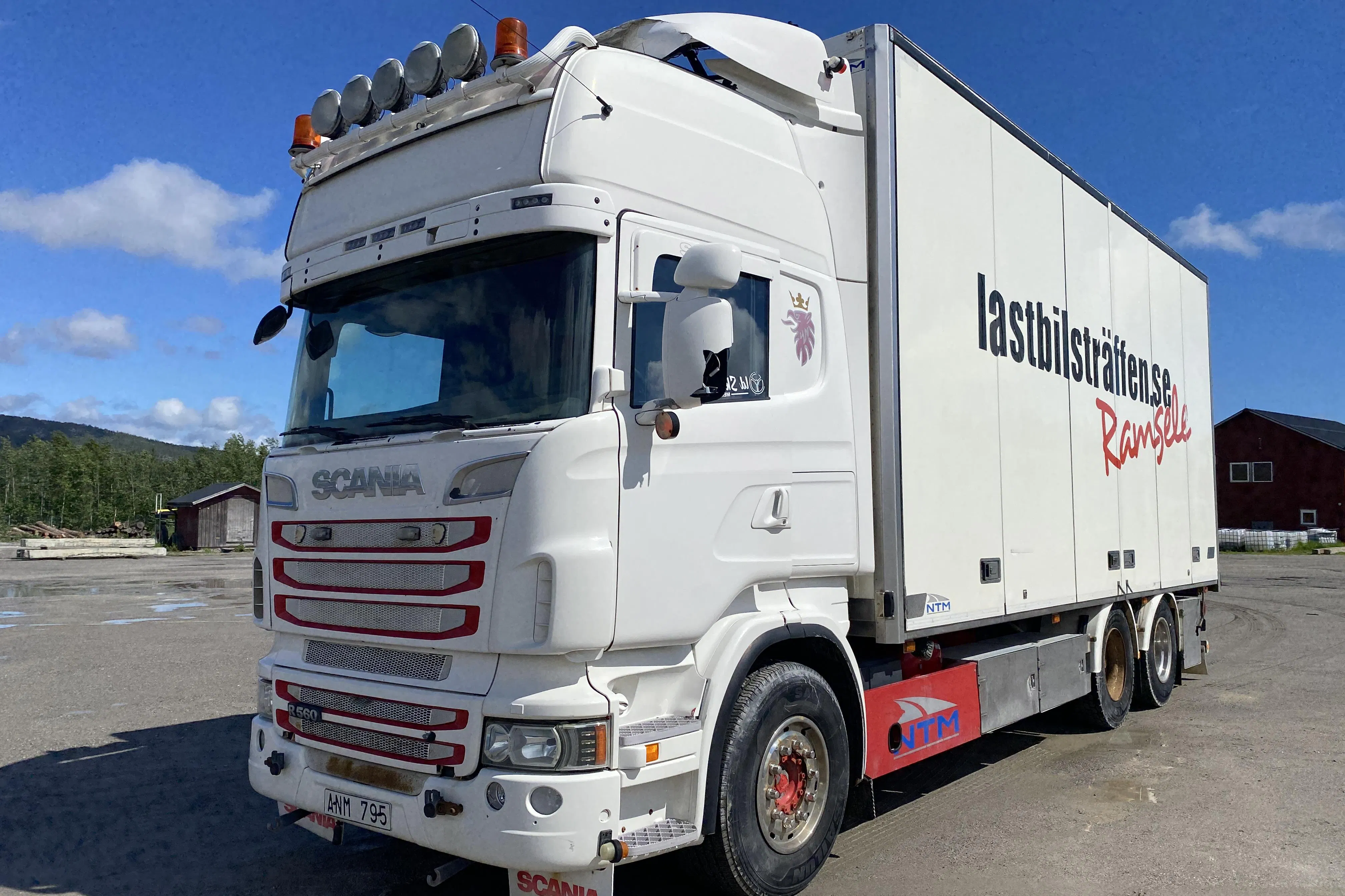 Presentation photo 1 of 57: SCANIA R560LB 6X2 MNB - 1 149 876 km - Automatic - 2013