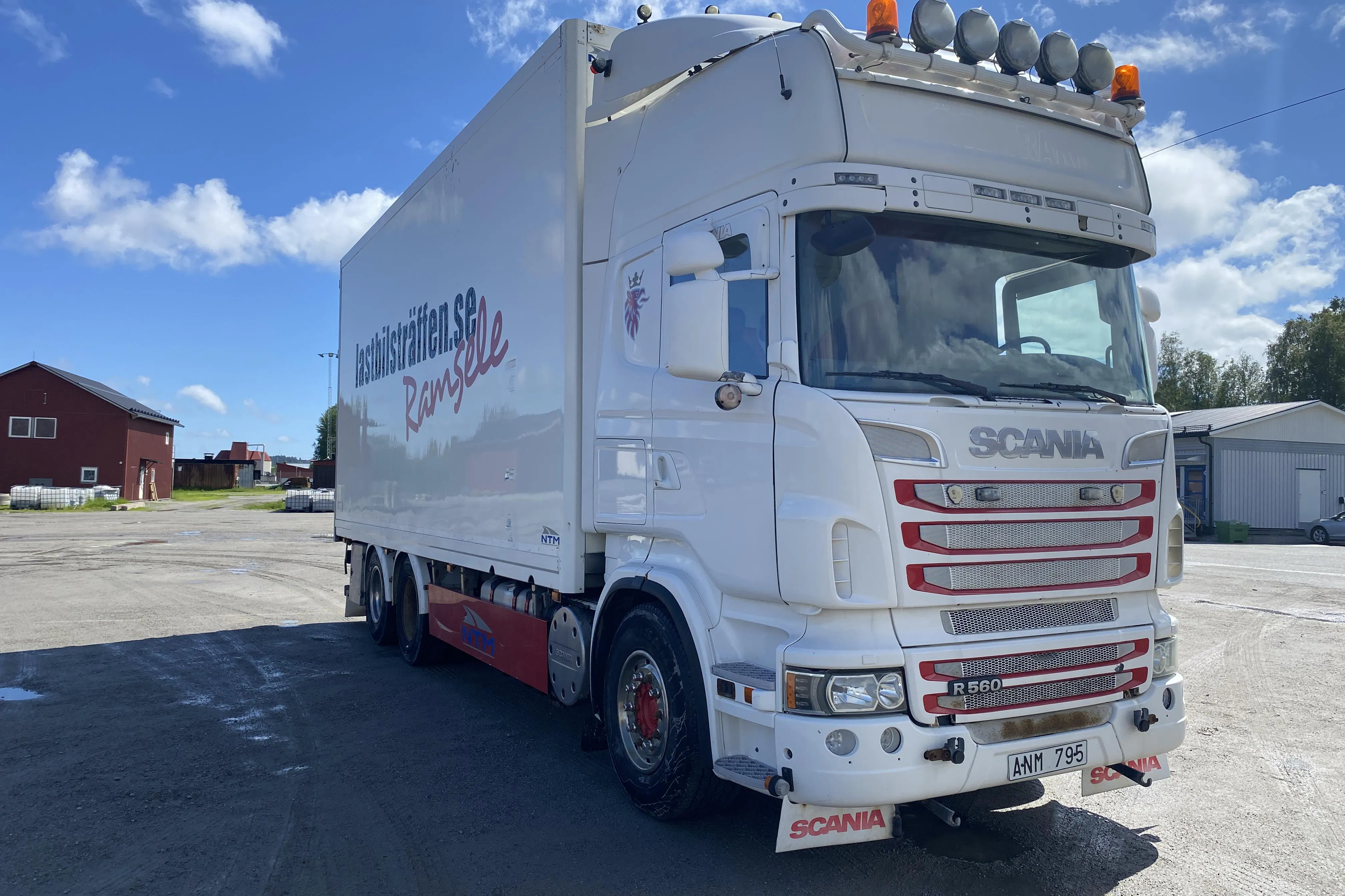 Presentation photo 2 of 57: SCANIA R560LB 6X2 MNB - 1 149 876 km - Automatic - 2013