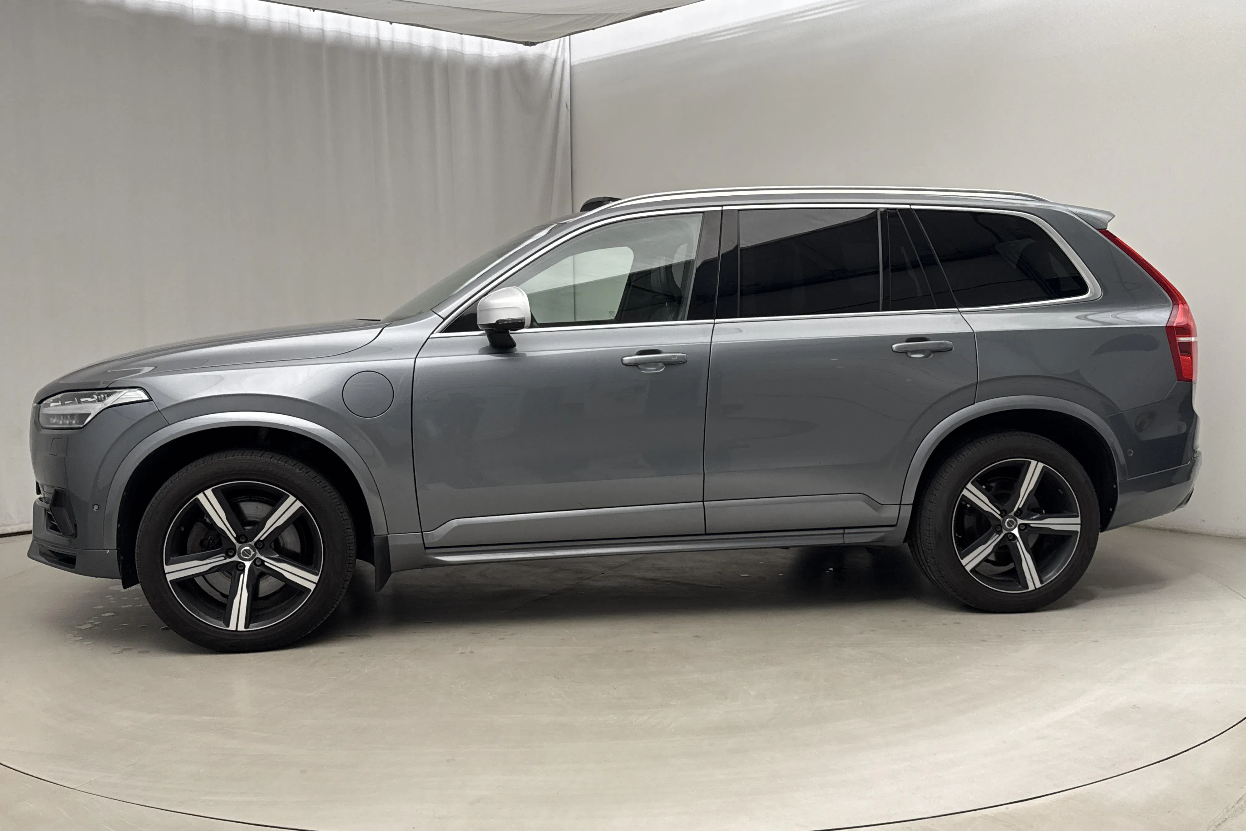 Presentation photo 2 of 29: Volvo XC90 T8 AWD Twin Engine (400hk) - 191 050 km - Automatic - gray - 2016