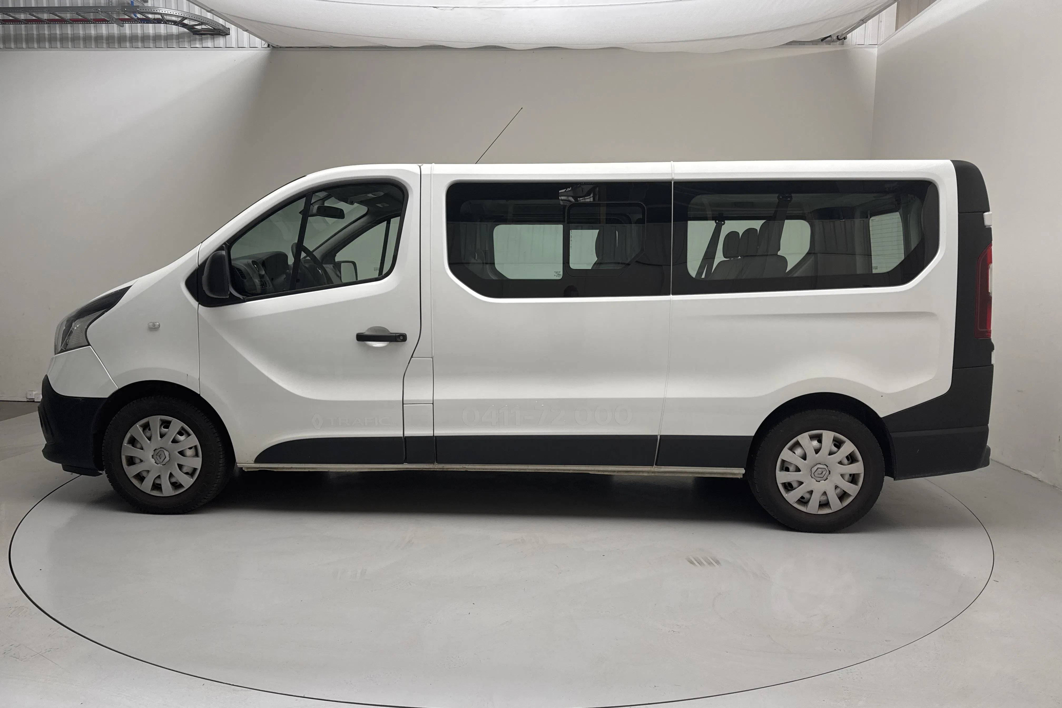 Presentationsfoto 2 av 13: Renault Trafic 1.6 dCi Skåp (125hk) - 34 074 mil - Manuell - vit - 2018