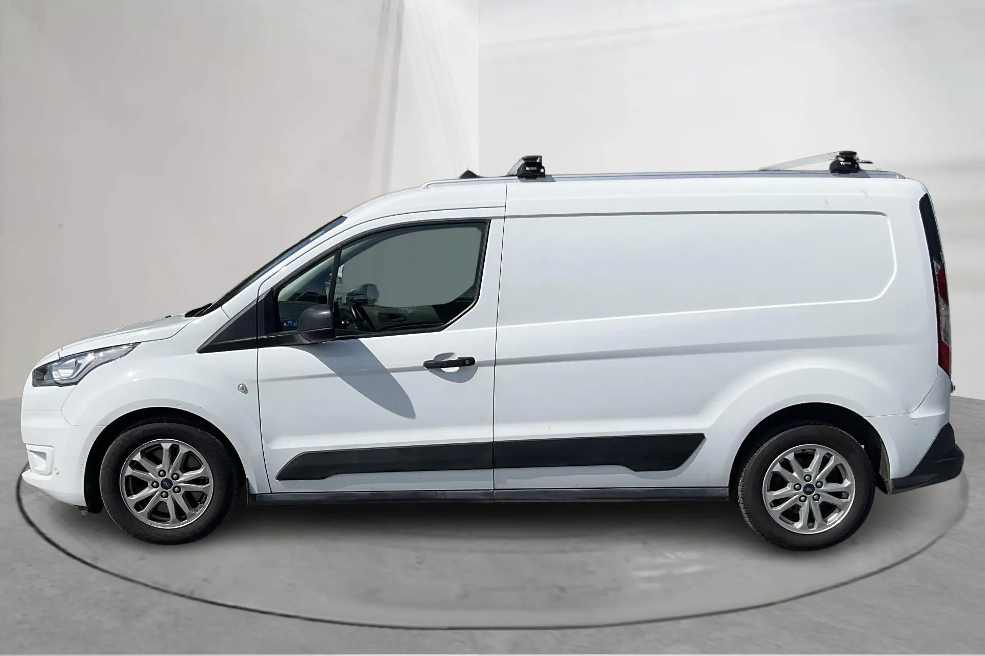 Presentationsfoto 2 av 14: Ford Transit Connect 1.5 EcoBlue (100hk) - 6 787 mil - Automat - vit - 2021