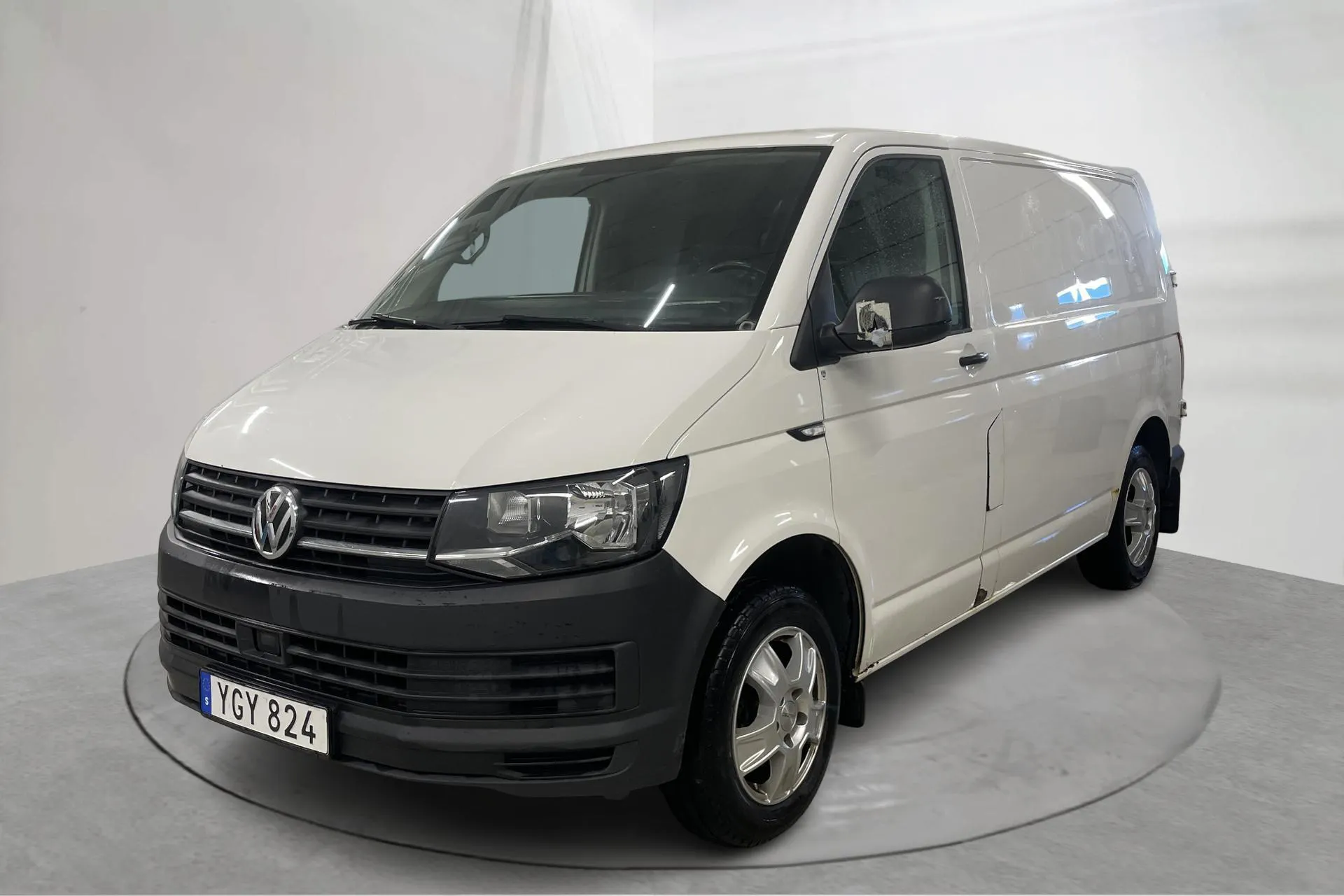 Presentationsfoto 1 av 12: VW Transporter T6 2.0 TDI BMT Skåp (102hk) - 13 315 mil - Manuell - vit - 2017