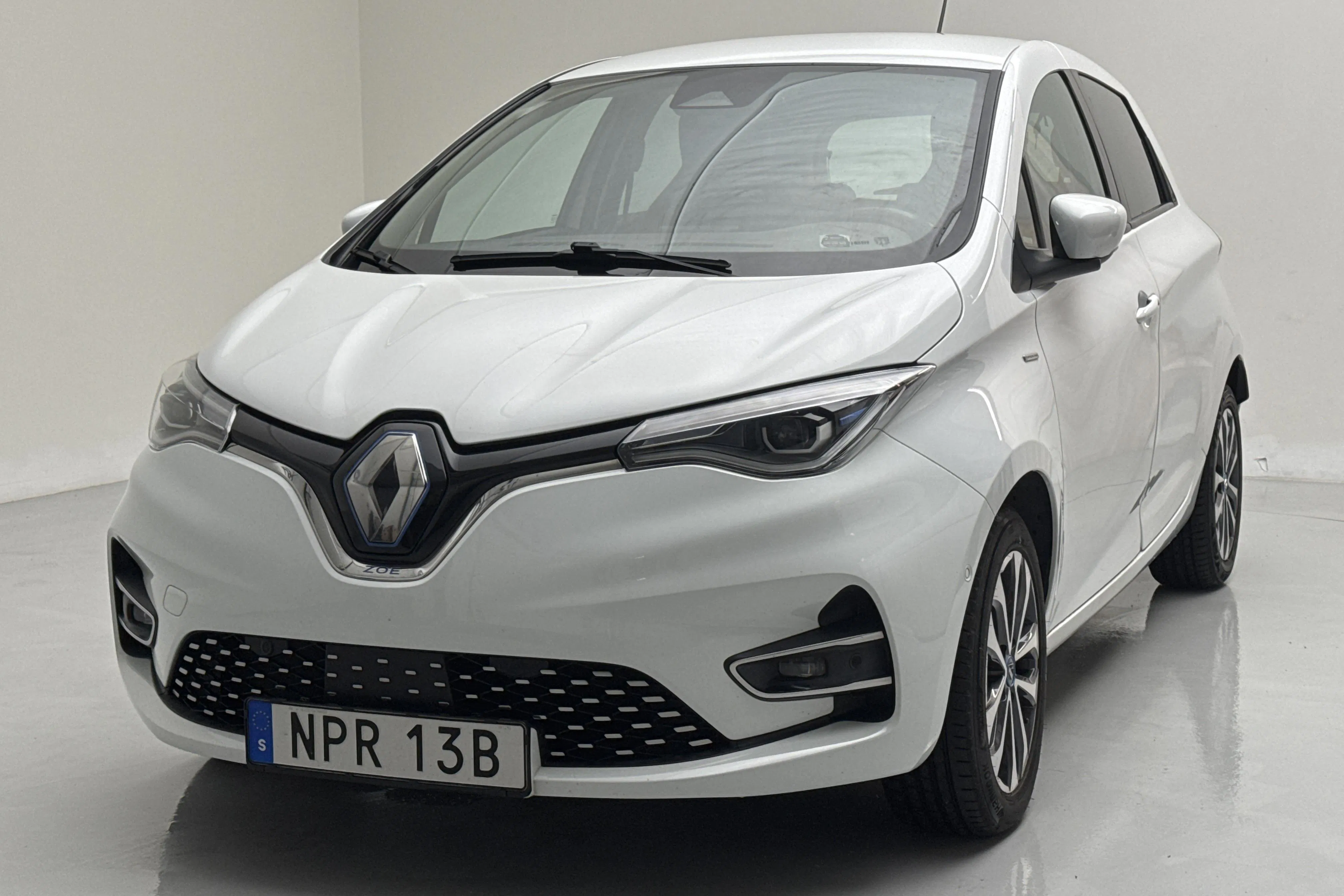 Presentationsfoto 1 av 19: Renault Zoe 52kWh R135 (135hk) - 8 879 mil - Automat - vit - 2020