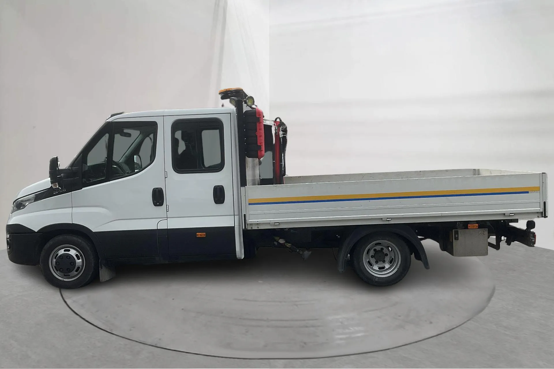 Presentation photo 2 of 24: Iveco Daily 35 3.0 (170hk) - 73 820 km - Manual - white - 2016