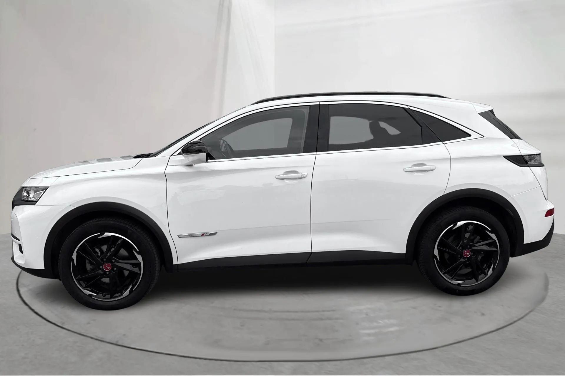 Presentation photo 2 of 18: DS DS7 Crossback PureTech (180hk) - 63 340 km - Automatic - white - 2022