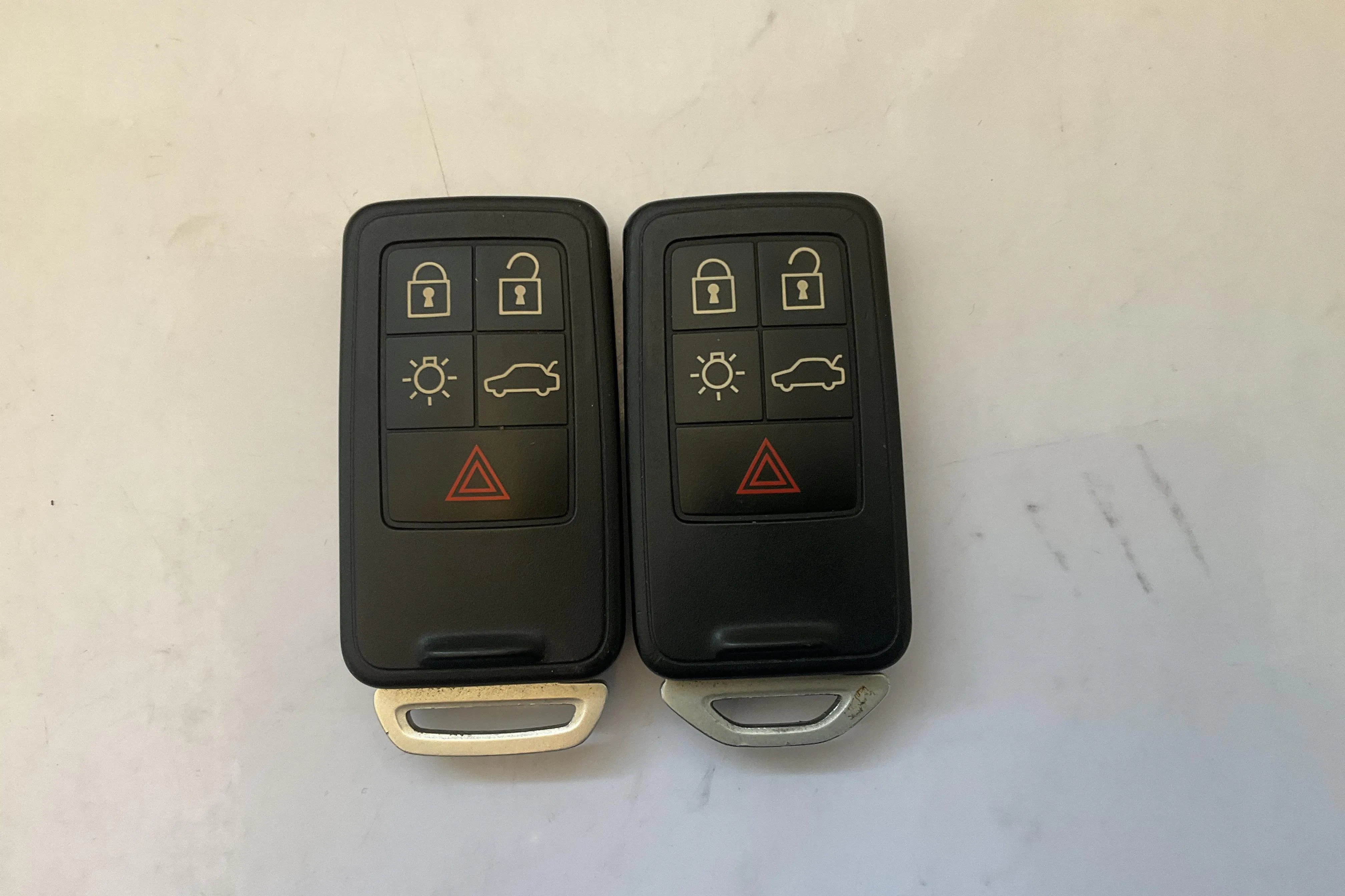 Presentationsfoto 16 av 16: Volvo V60 T3 (152hk) - 9 691 mil - Automat - svart - 2018