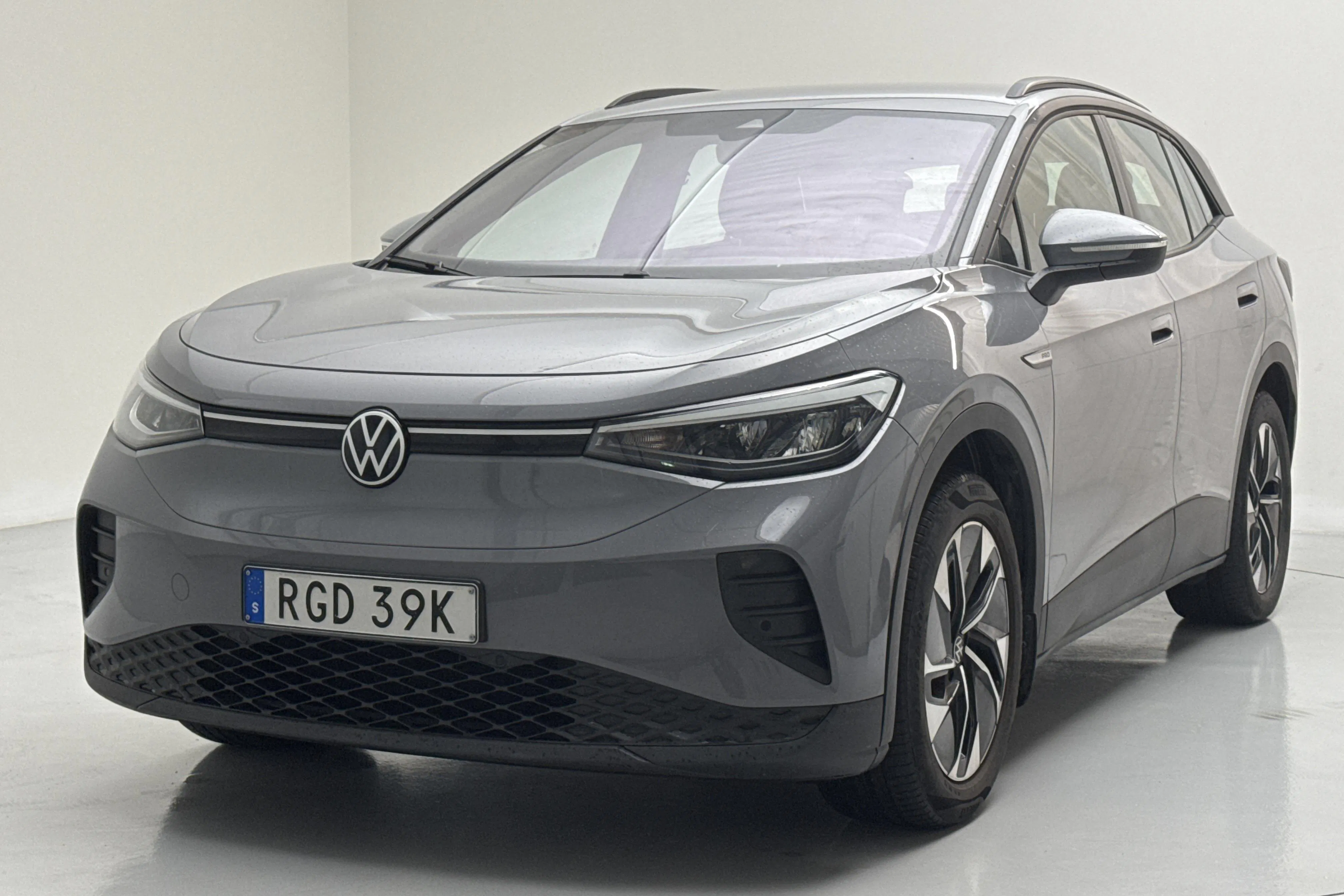 Presentationsfoto 1 av 17: VW ID.4 77kWh (204hk) - 11 777 mil - Automat - grå - 2023