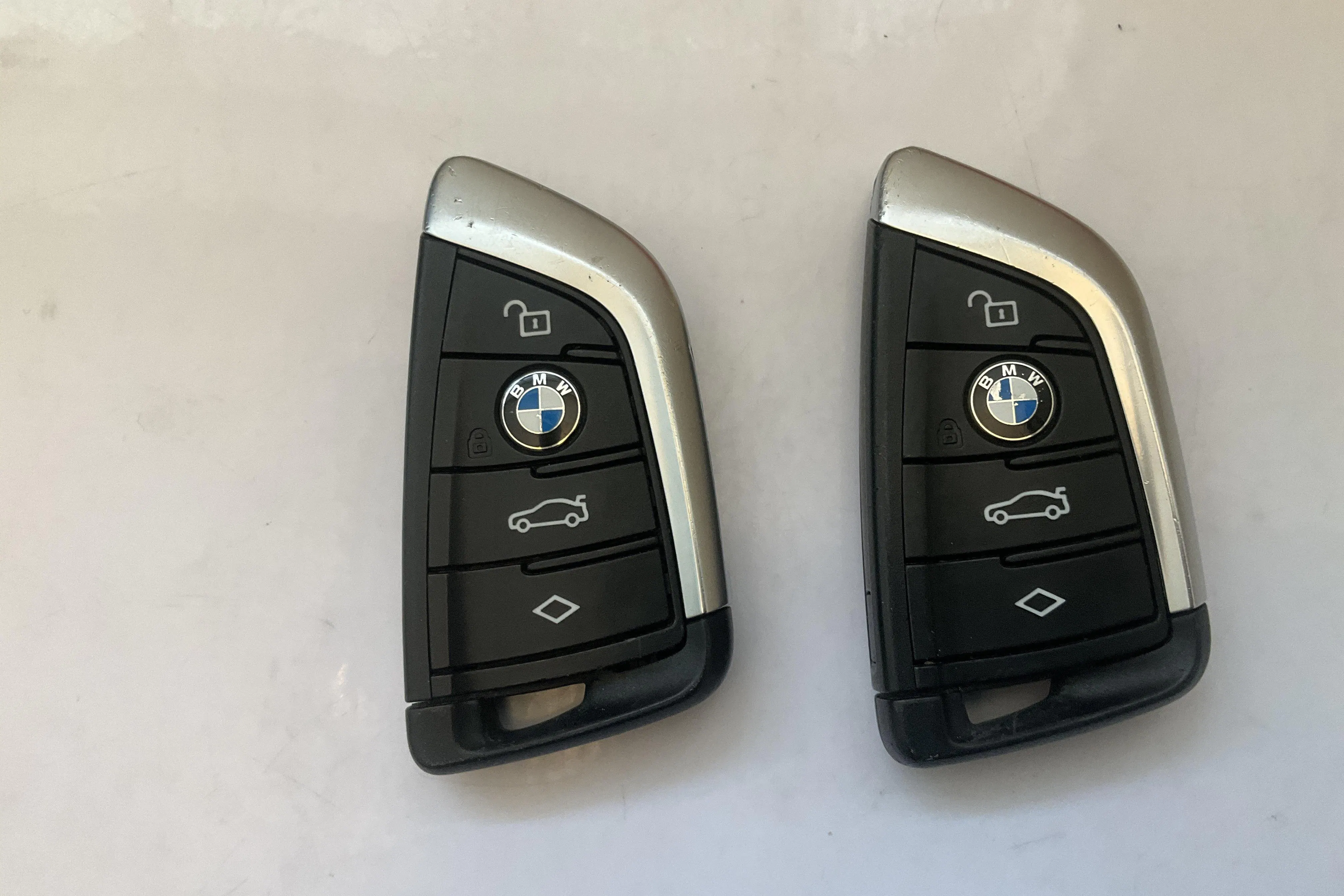 Presentationsfoto 17 av 17: BMW 530e Touring, G31 12kWh LCI (292hk) - 7 232 mil - Automat - svart - 2022