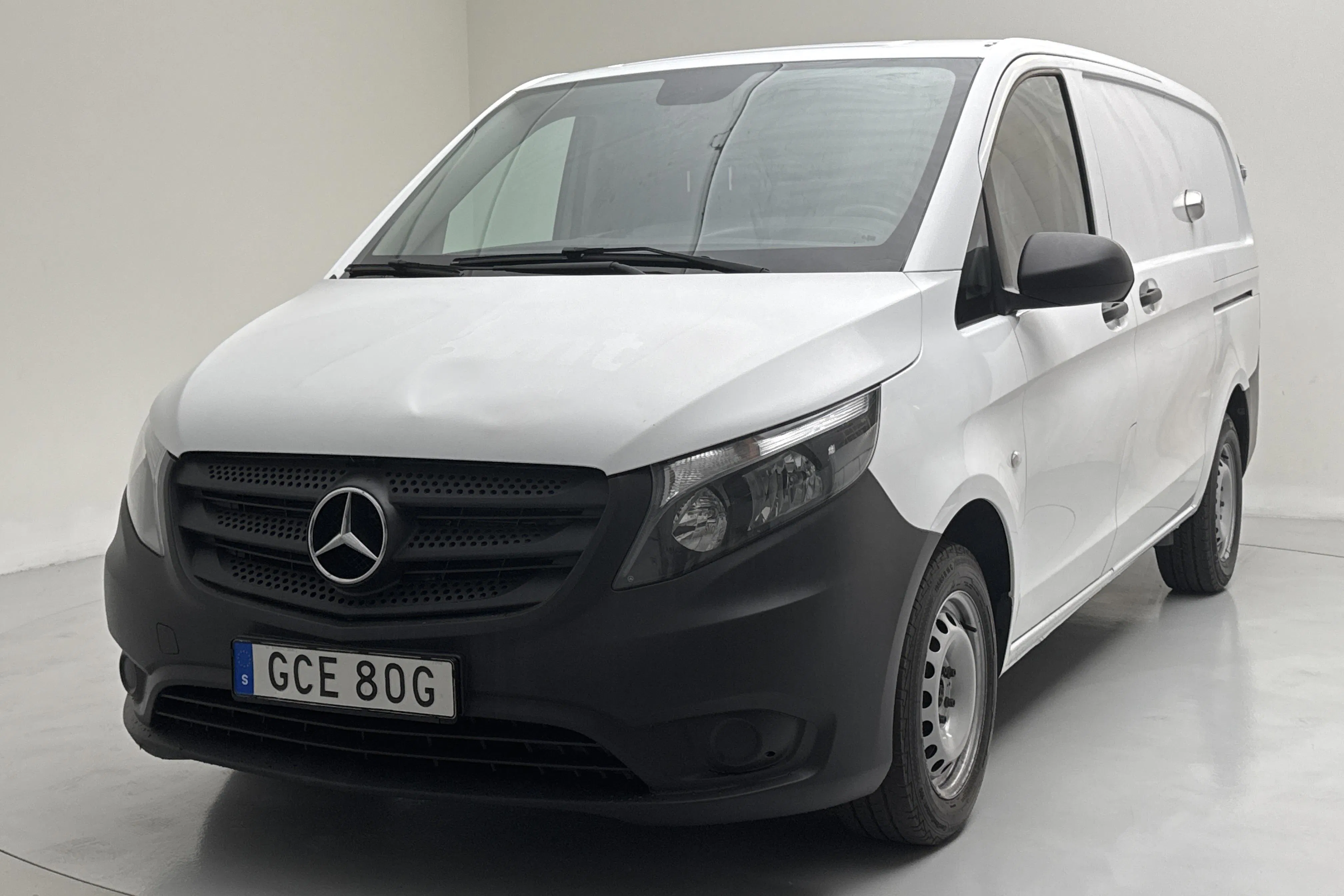 Presentation photo 1 of 16: Mercedes Vito 114 CDI W640 (136hk) - 116 960 km - Manual - white - 2021