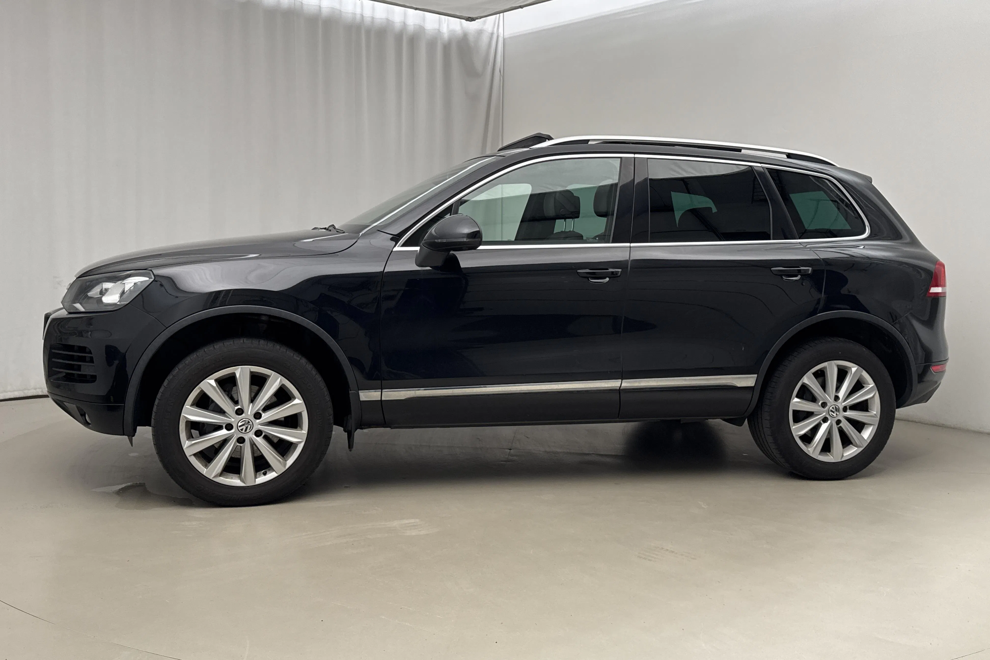 Presentation photo 2 of 19: VW Touareg V6 TDI BlueMotion Technology (245hk) - 294 410 km - Automatic - black - 2012