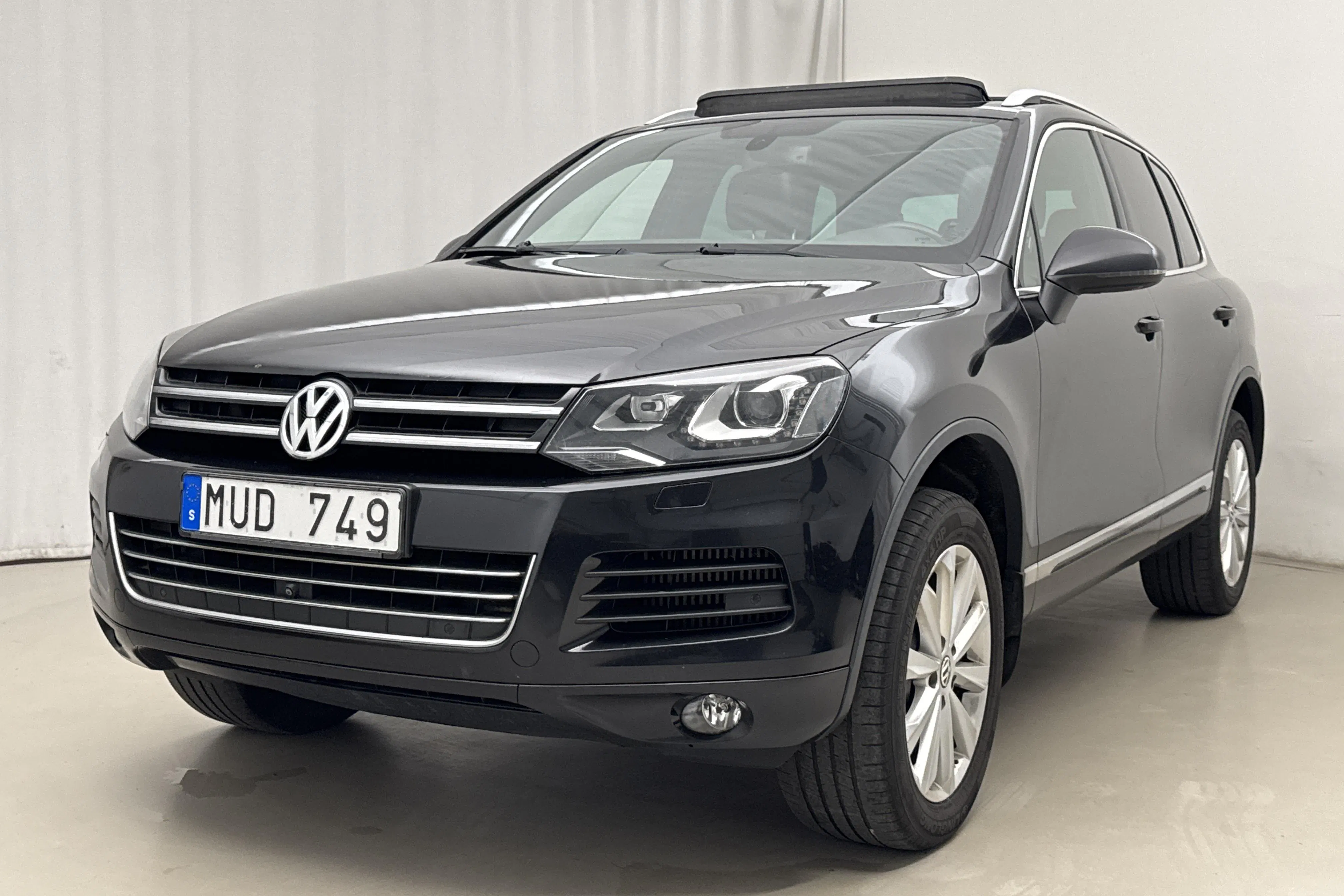 Presentation photo 1 of 19: VW Touareg V6 TDI BlueMotion Technology (245hk) - 294 410 km - Automatic - black - 2012