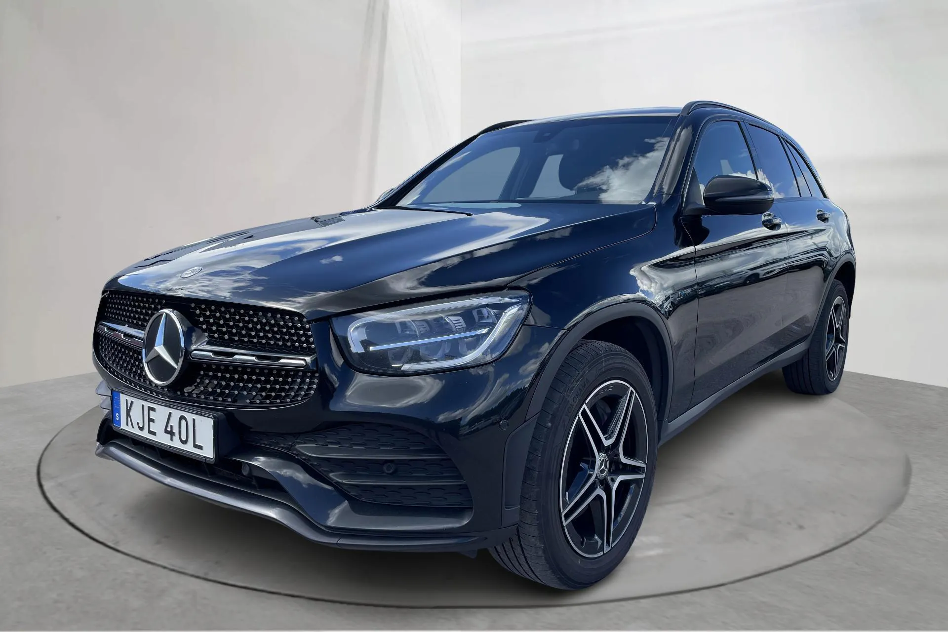 Presentationsfoto 1 av 24: Mercedes GLC 300 de 4MATIC X253 (316hk) - 17 205 mil - Automat - svart - 2021