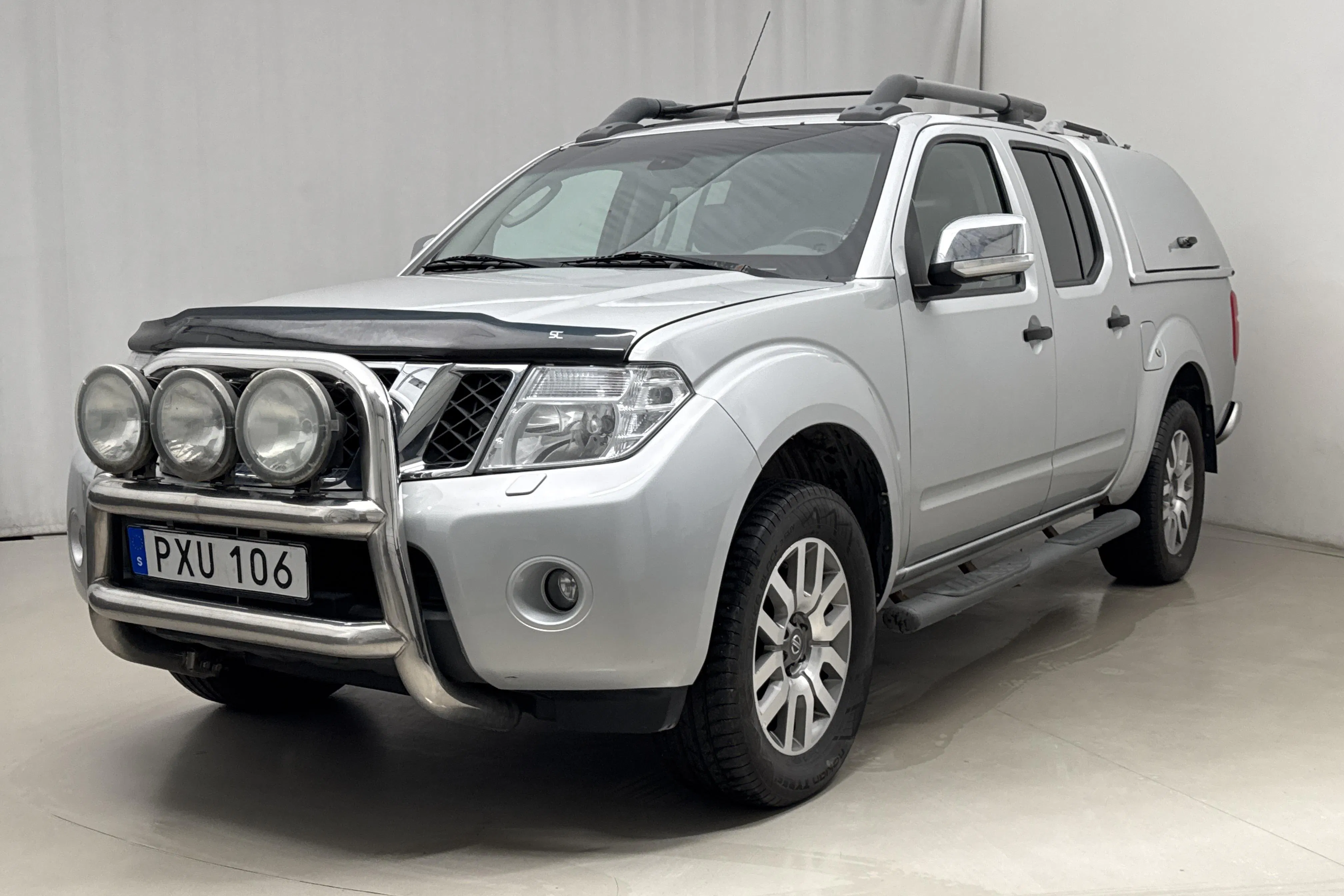 Presentationsfoto 1 av 21: Nissan Navara 3.0 dCi V6 (231hk) - 24 581 mil - Automat - silver - 2016