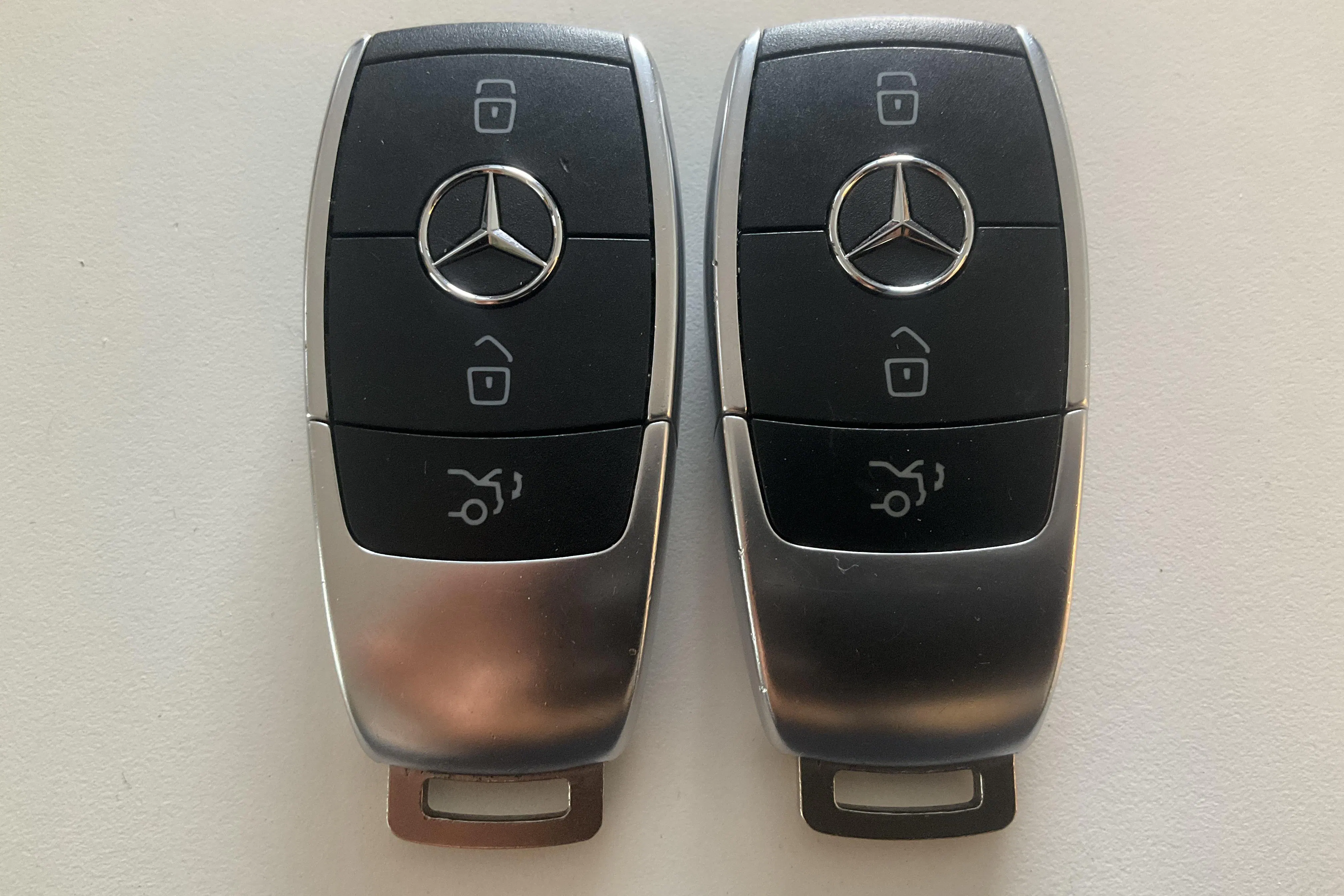 Presentationsfoto 19 av 19: Mercedes EQC 400 4MATIC 80kWh N293 (408hk) - 8 450 mil - Automat - svart - 2021