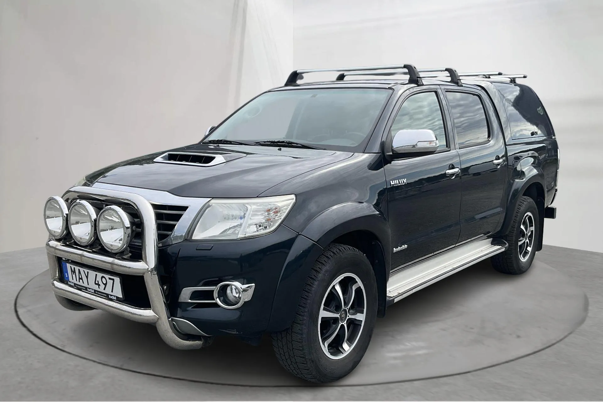 Zdjęcie prezentacyjne 1 z 14: Toyota Hilux 3.0 D-4D 4WD (171hk) - 210 150 km - Automatyczna - czarny - 2016
