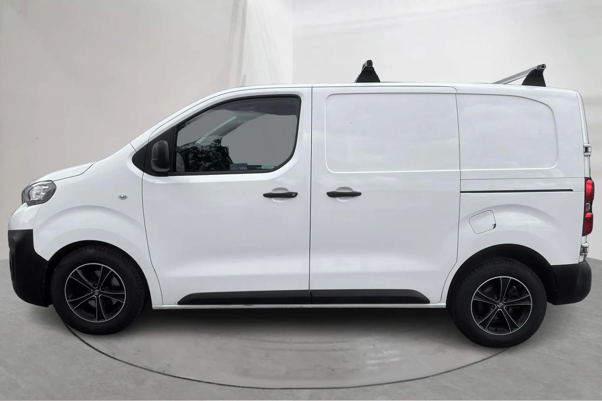 Presentation photo 2 of 15: Peugeot Expert BlueHDi Skåp (95hk) - 58 990 km - Manual - 2017