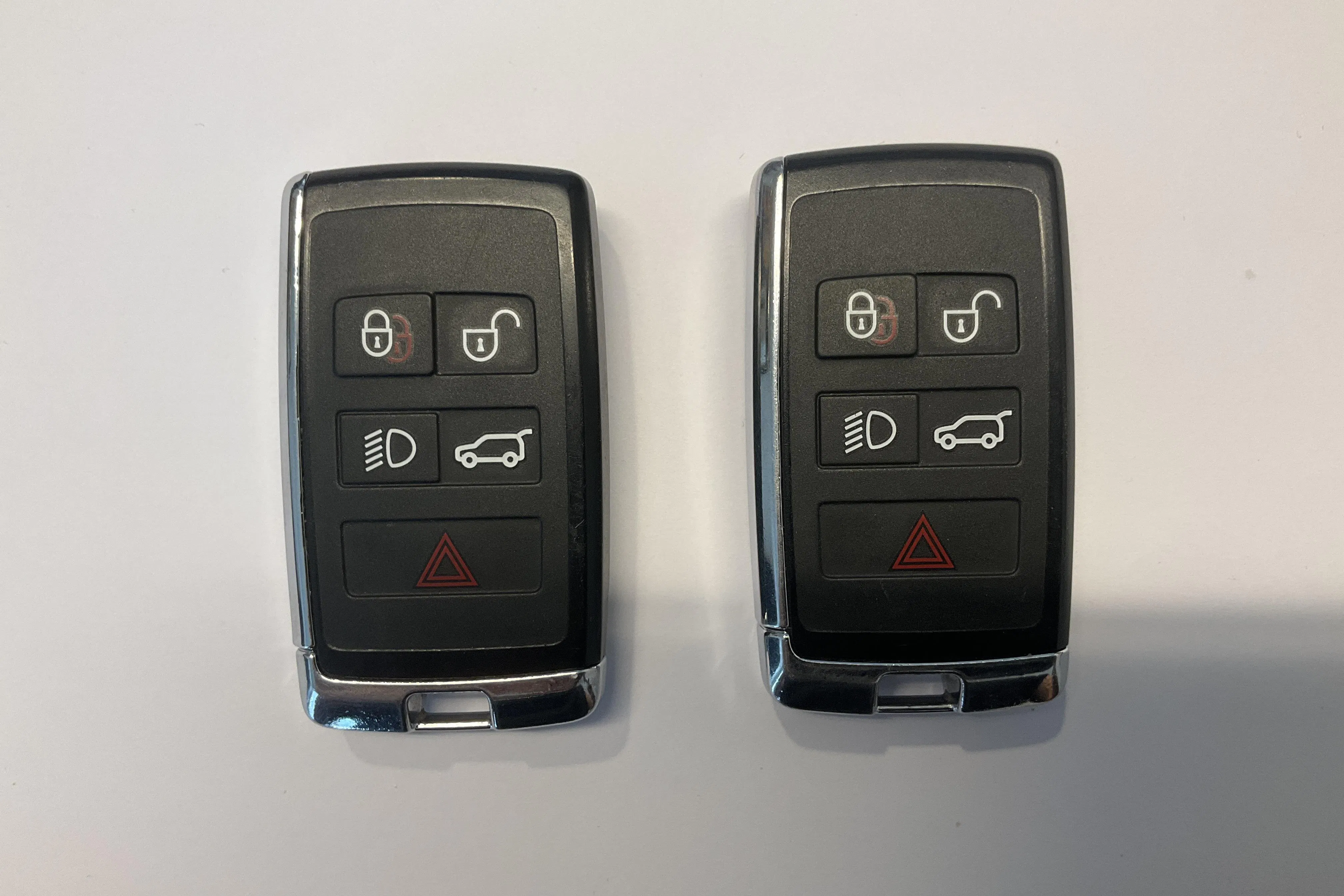 Presentationsfoto 19 av 19: Jaguar F-Pace P400e PHEV AWD (404hk) - 9 525 mil - Automat - grå - 2022