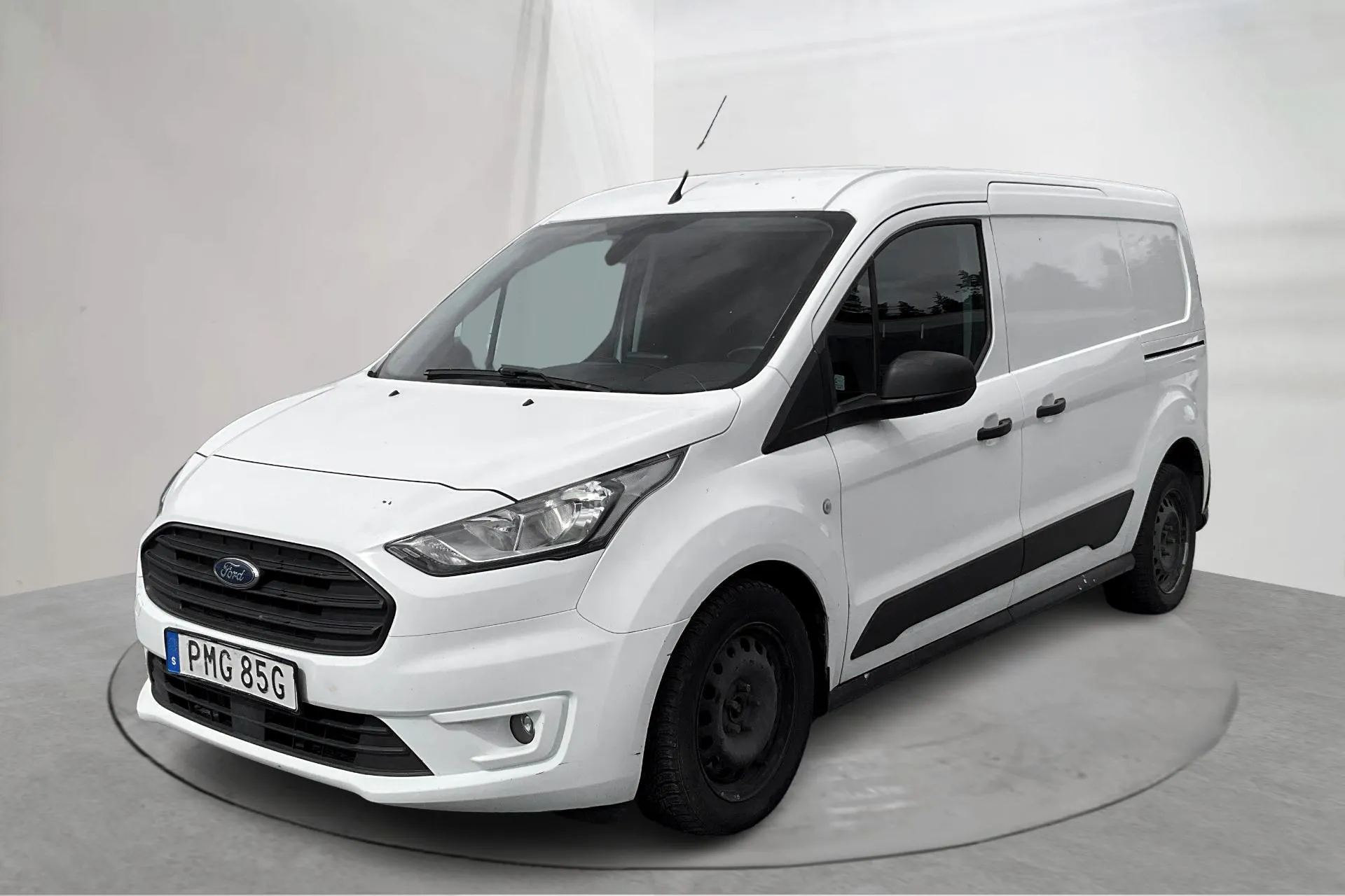 Presentationsfoto 1 av 16: Ford Transit Connect 1.5 EcoBlue (100hk) - 17 527 mil - Automat - vit - 2020