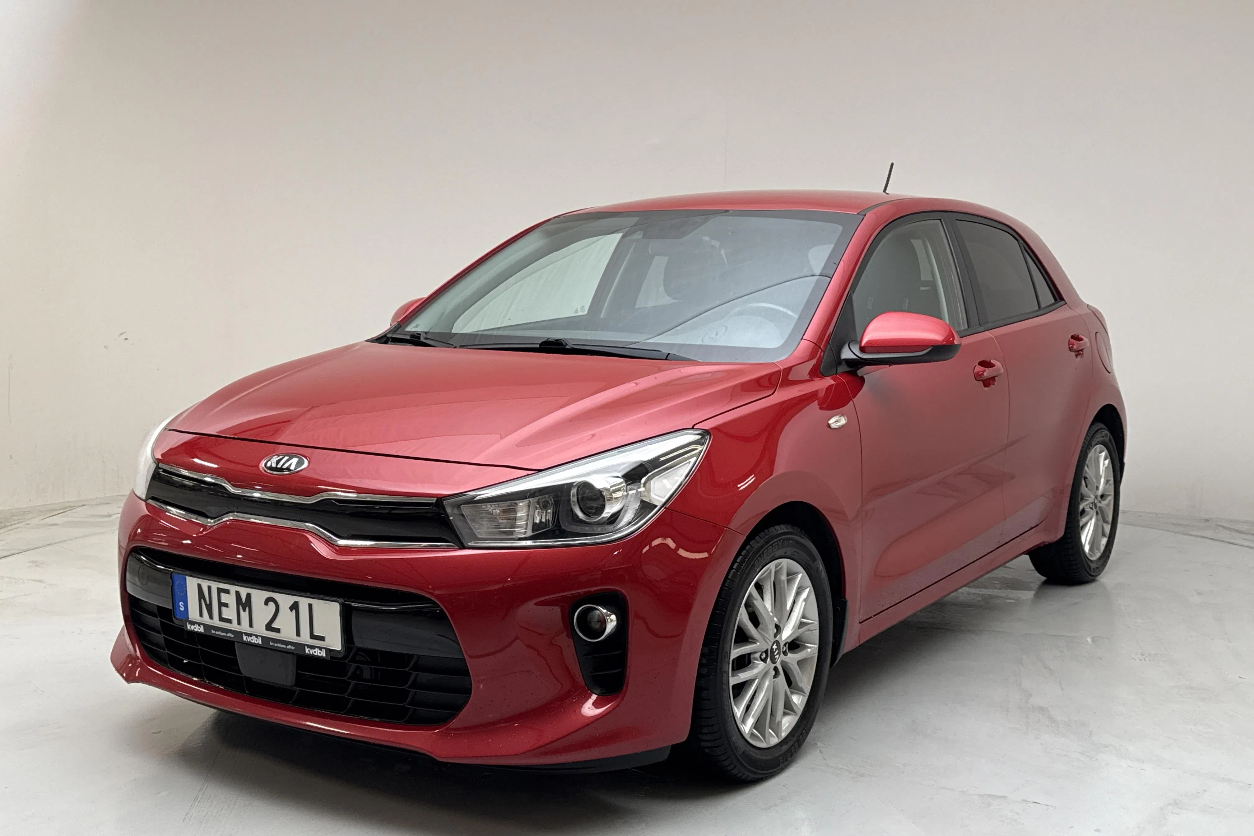 Presentation photo 1 of 13: KIA Rio 1.0 T-GDi (120hk) - 112 880 km - Automatic - red - 2020