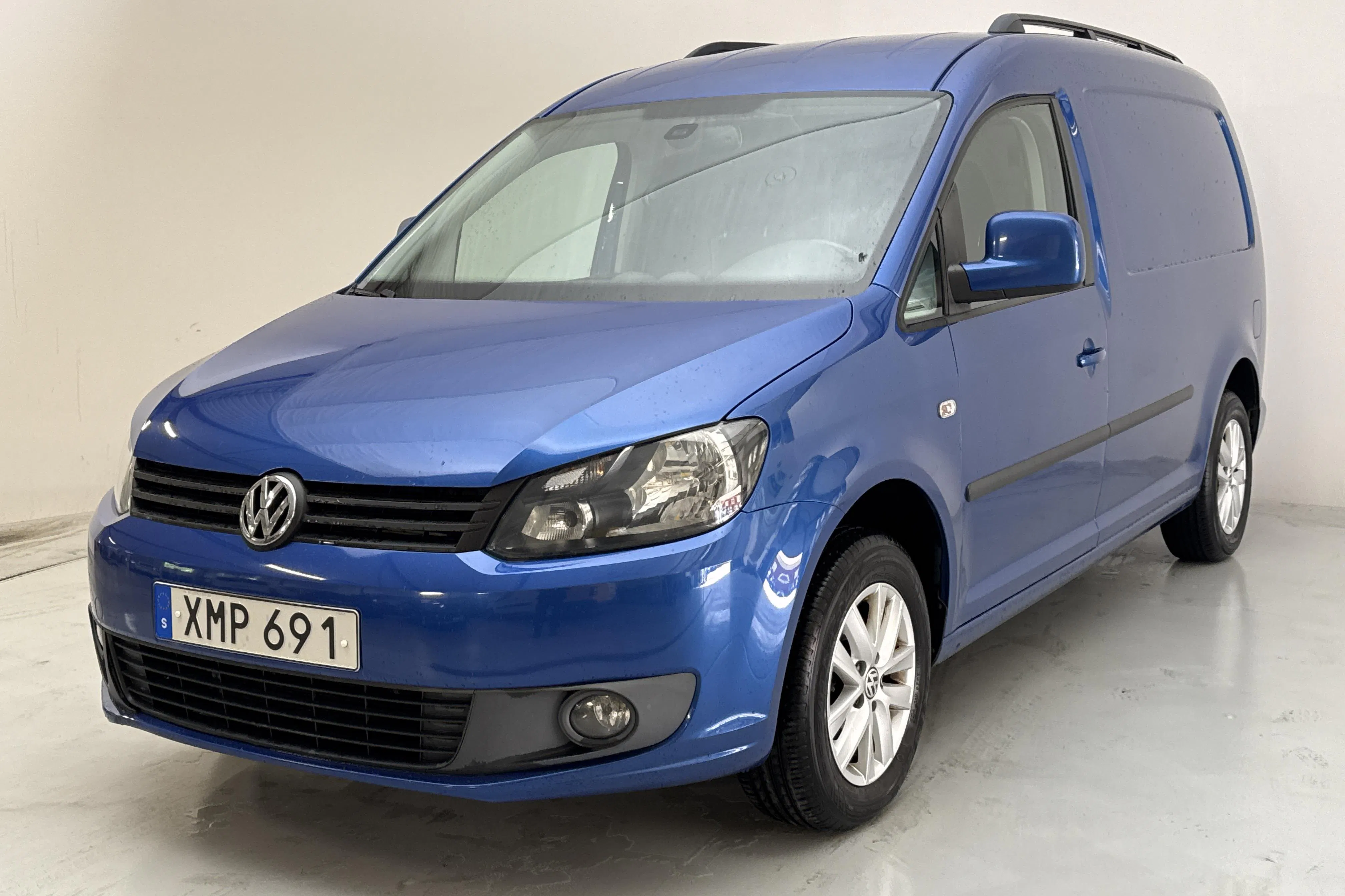 Presentation photo 1 of 11: VW Caddy 1.6 TDI Maxi Skåp (102hk) - 124 940 km - Automatic - blue - 2015