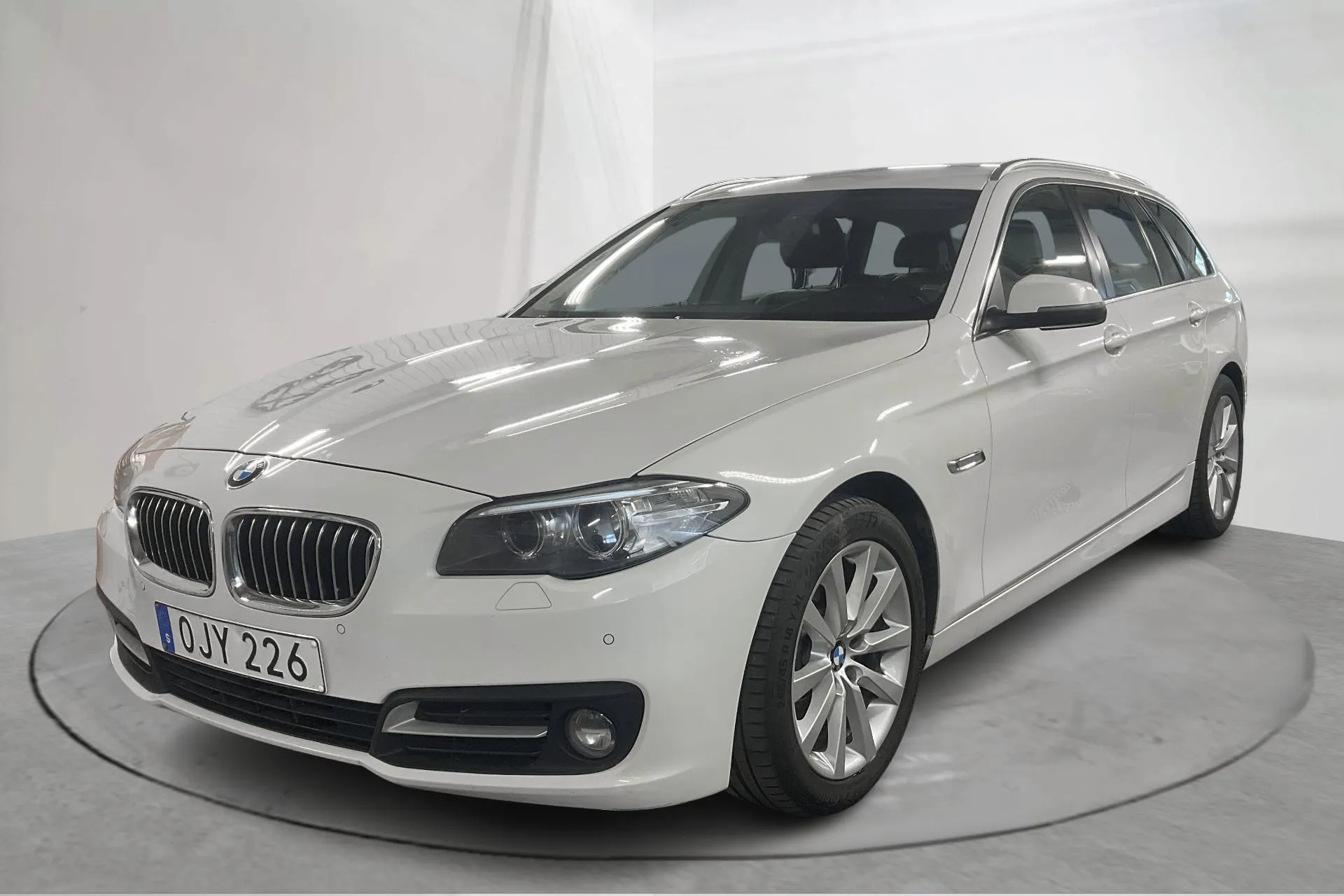 BMW 520d xDrive Touring, F11 (190hk)