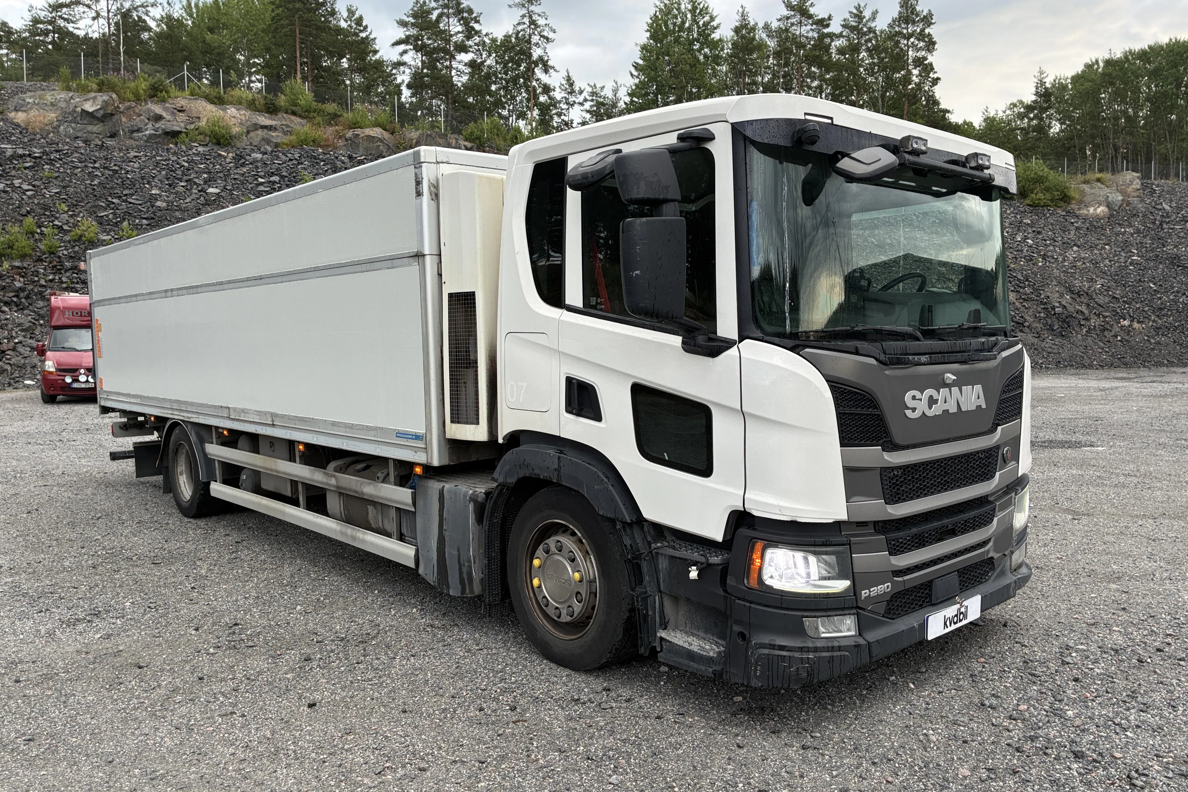 Presentation photo 2 of 160: SCANIA P280B 4X2 LB - 521 835 km - Automatic - 2018