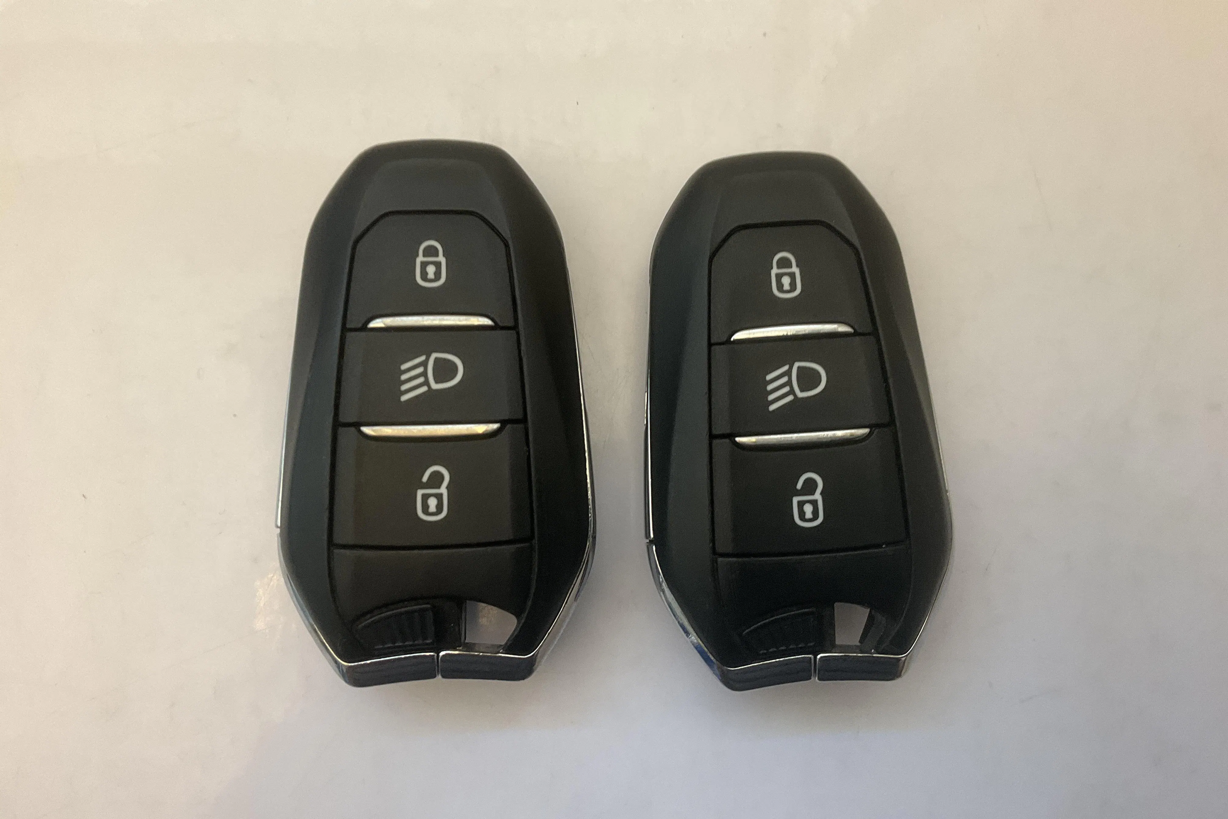 Presentationsfoto 12 av 12: Peugeot 3008 1.6 BlueHDi (120hk) - 16 143 mil - Automat - 2017