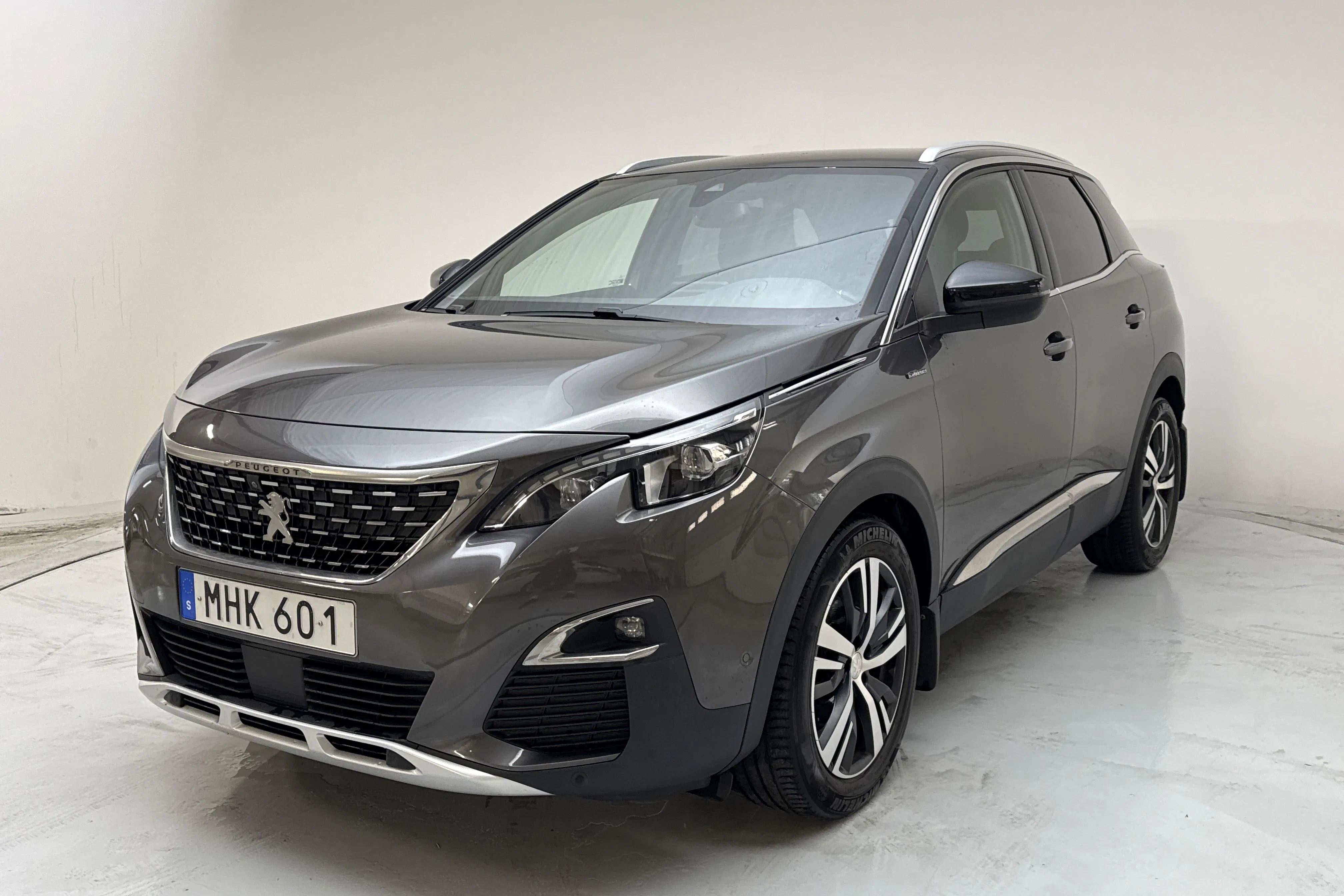 Presentationsfoto 1 av 12: Peugeot 3008 1.6 BlueHDi (120hk) - 16 143 mil - Automat - 2017