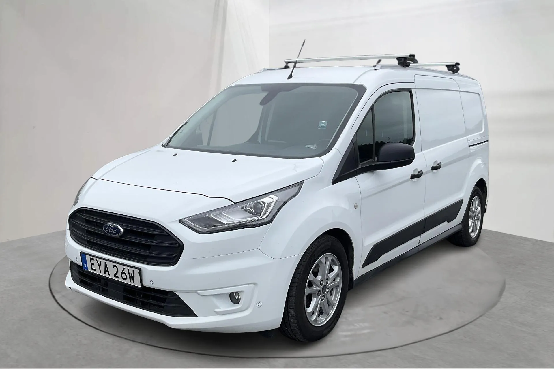 Presentationsfoto 1 av 15: Ford Transit Connect 1.5 EcoBlue (100hk) - 9 950 mil - Automat - vit - 2021