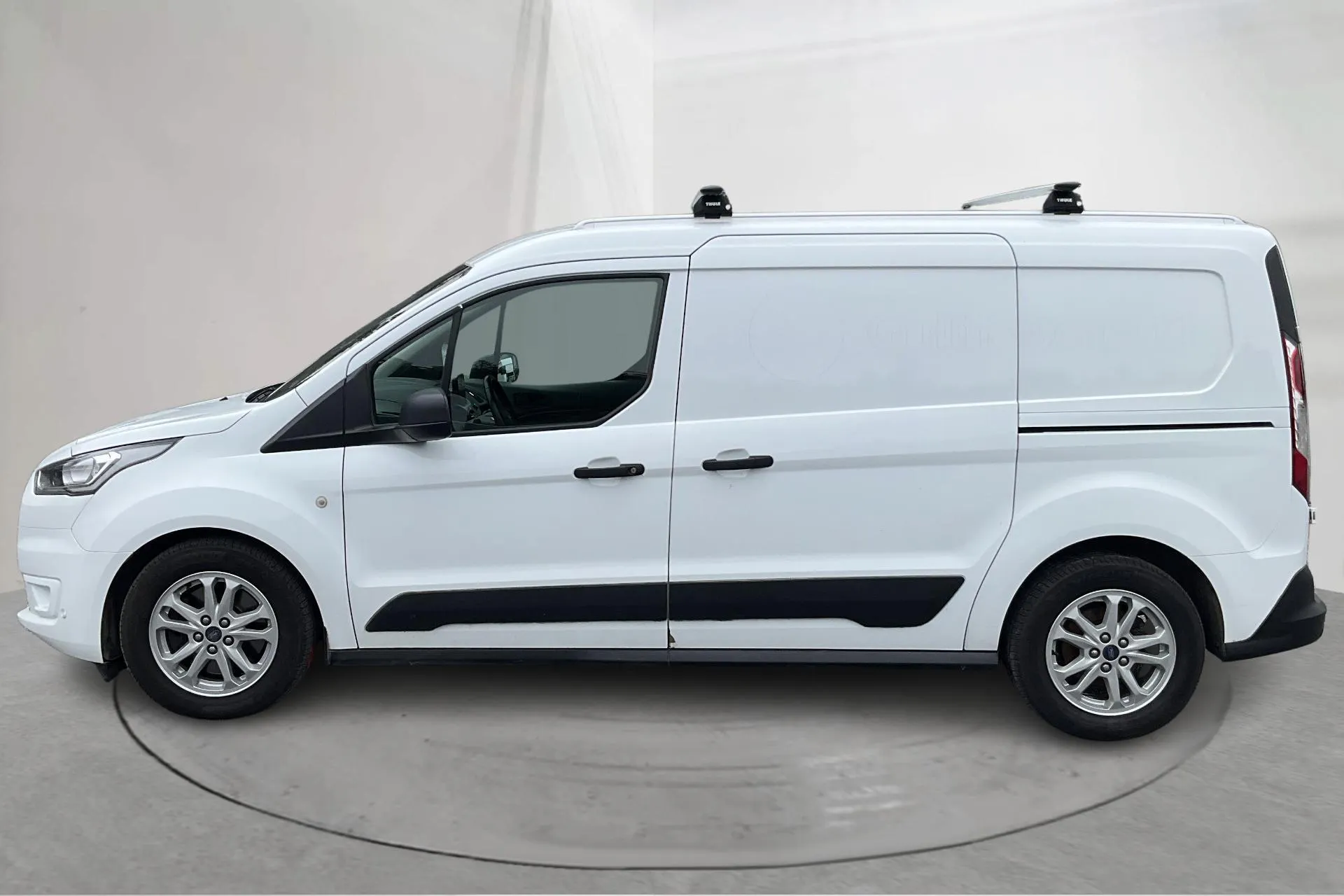 Presentationsfoto 2 av 15: Ford Transit Connect 1.5 EcoBlue (100hk) - 9 950 mil - Automat - vit - 2021