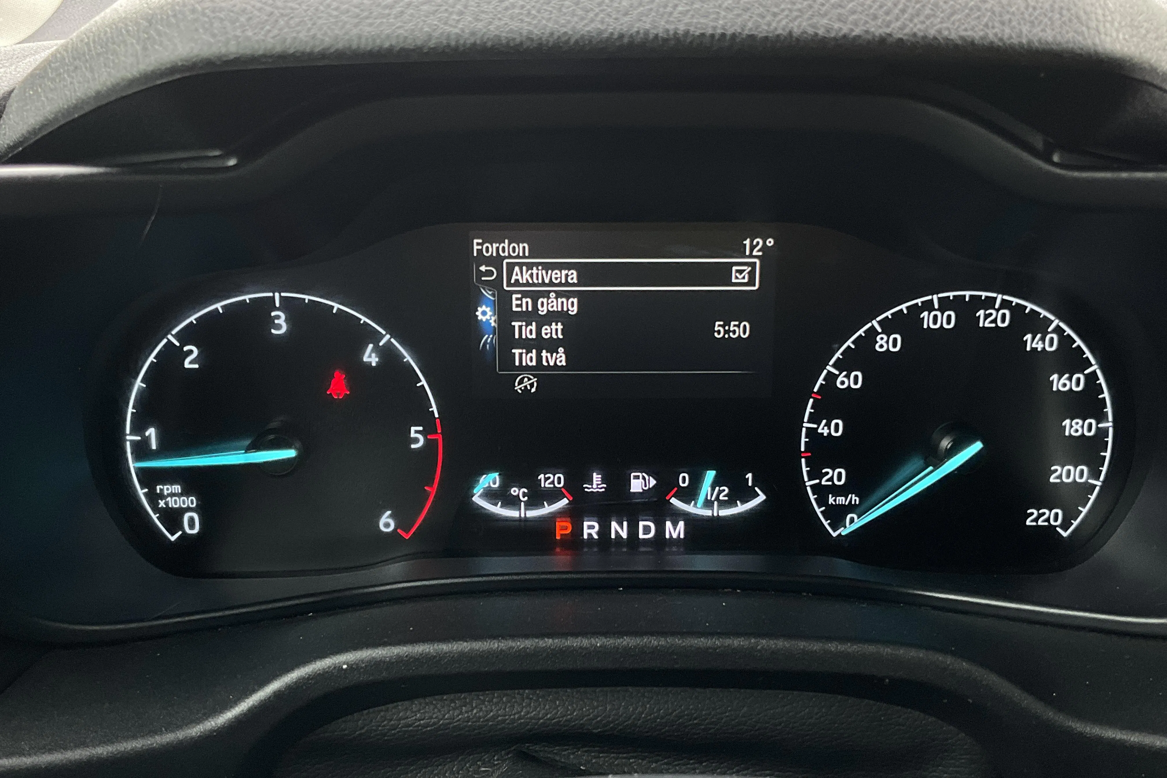 Presentationsfoto 16 av 16: Ford Transit Connect 1.5 EcoBlue (100hk) - 8 196 mil - Automat - vit - 2021