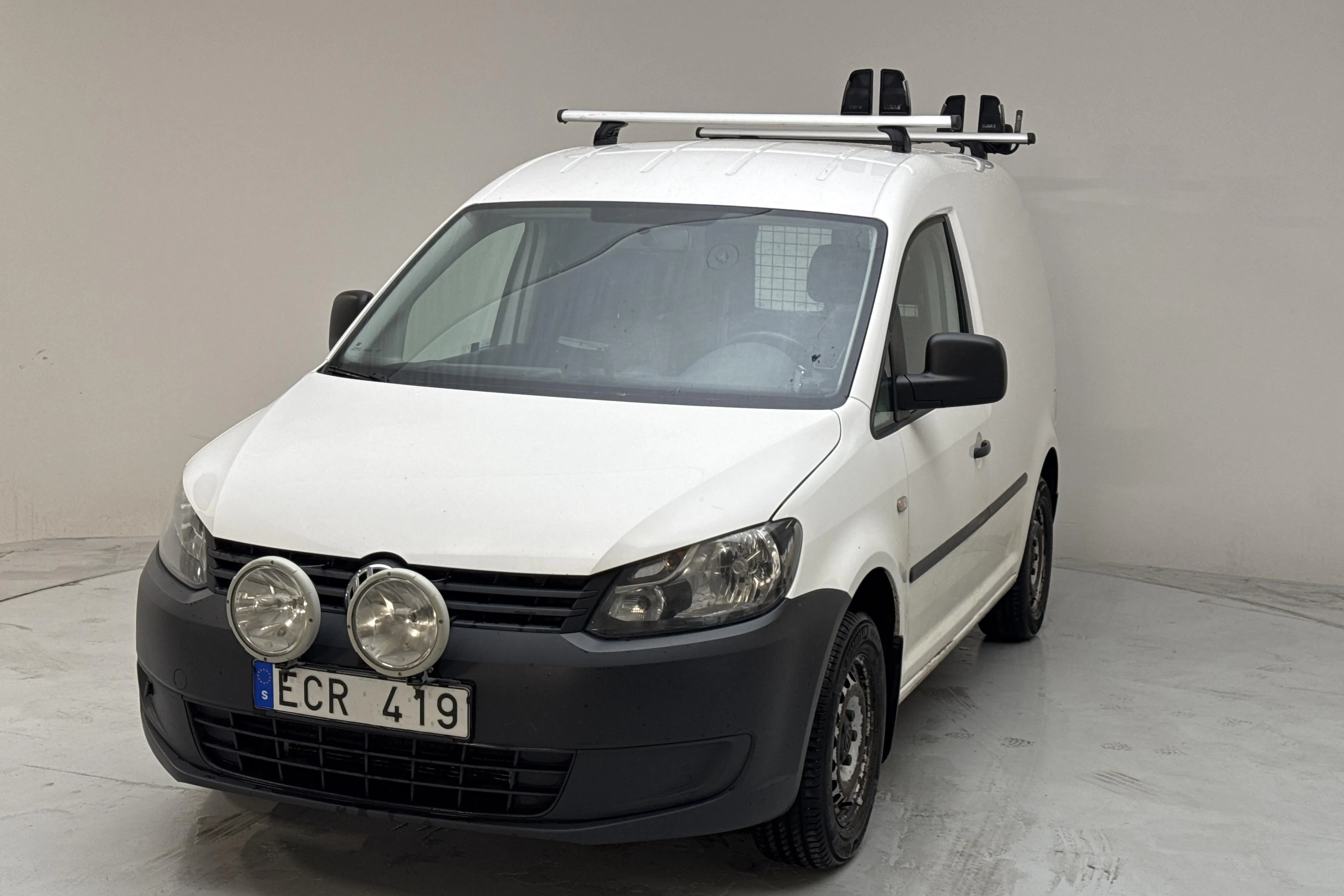 Presentation photo 1 of 13: VW Caddy 1.6 TDI Skåp (102hk) - 199 830 km - Manual - white - 2012