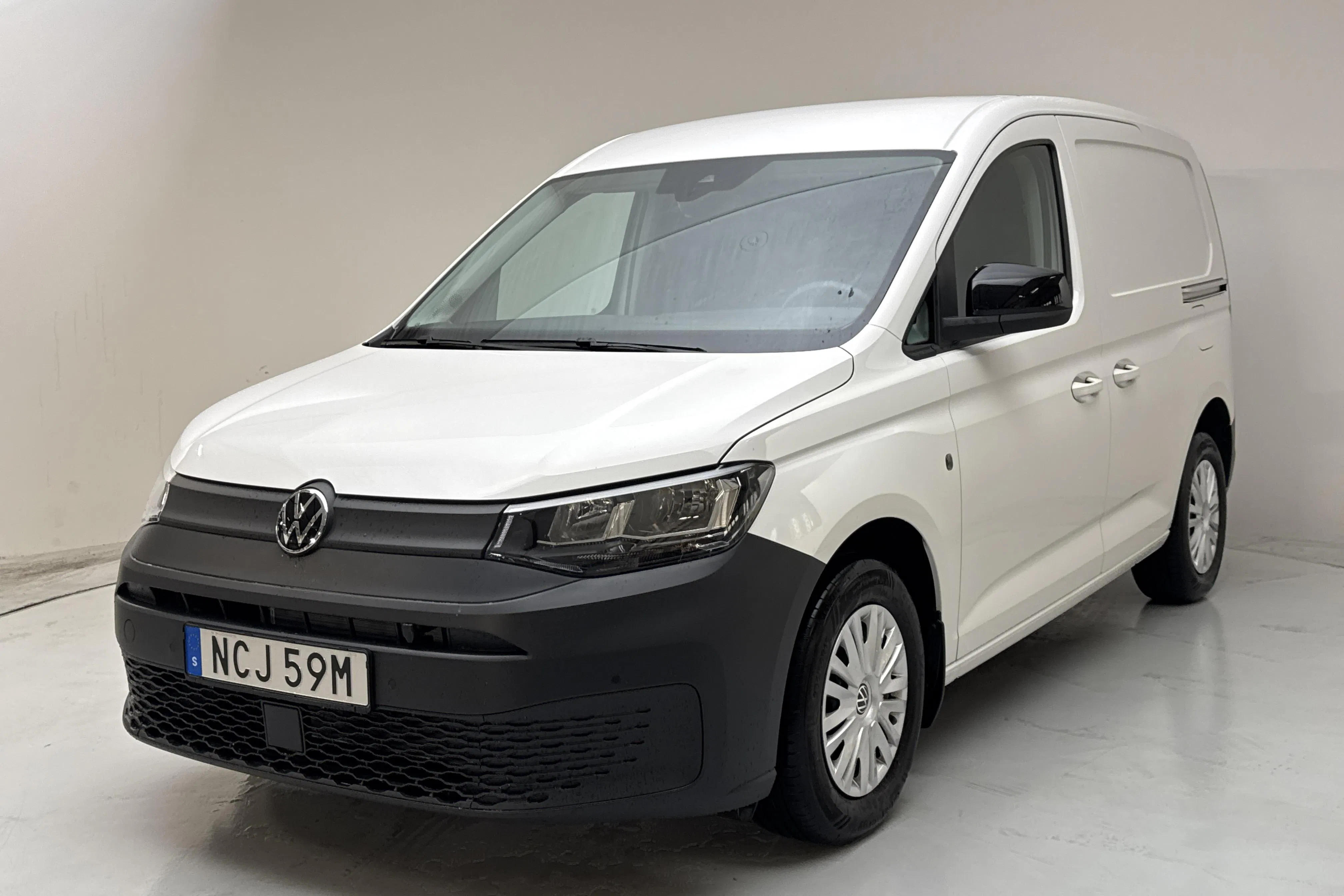 Presentation photo 1 of 14: VW Caddy Cargo 2.0 TDI Skåp (122hk) - 11 080 km - Manual - white - 2024