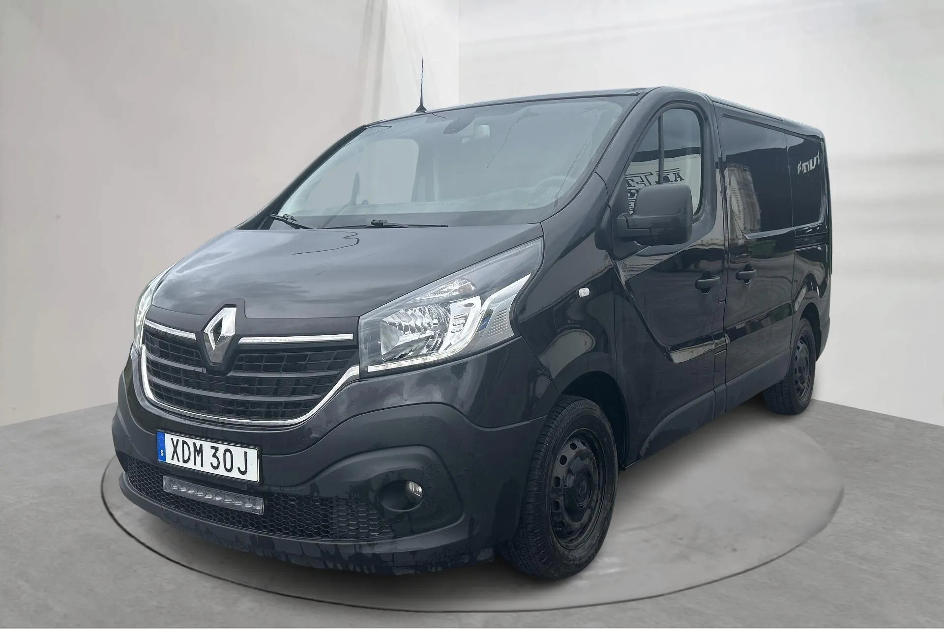 Presentation photo 1 of 17: Renault Trafic 2.0 dCi Skåp (120hk) - 86 070 km - Manual - black - 2022