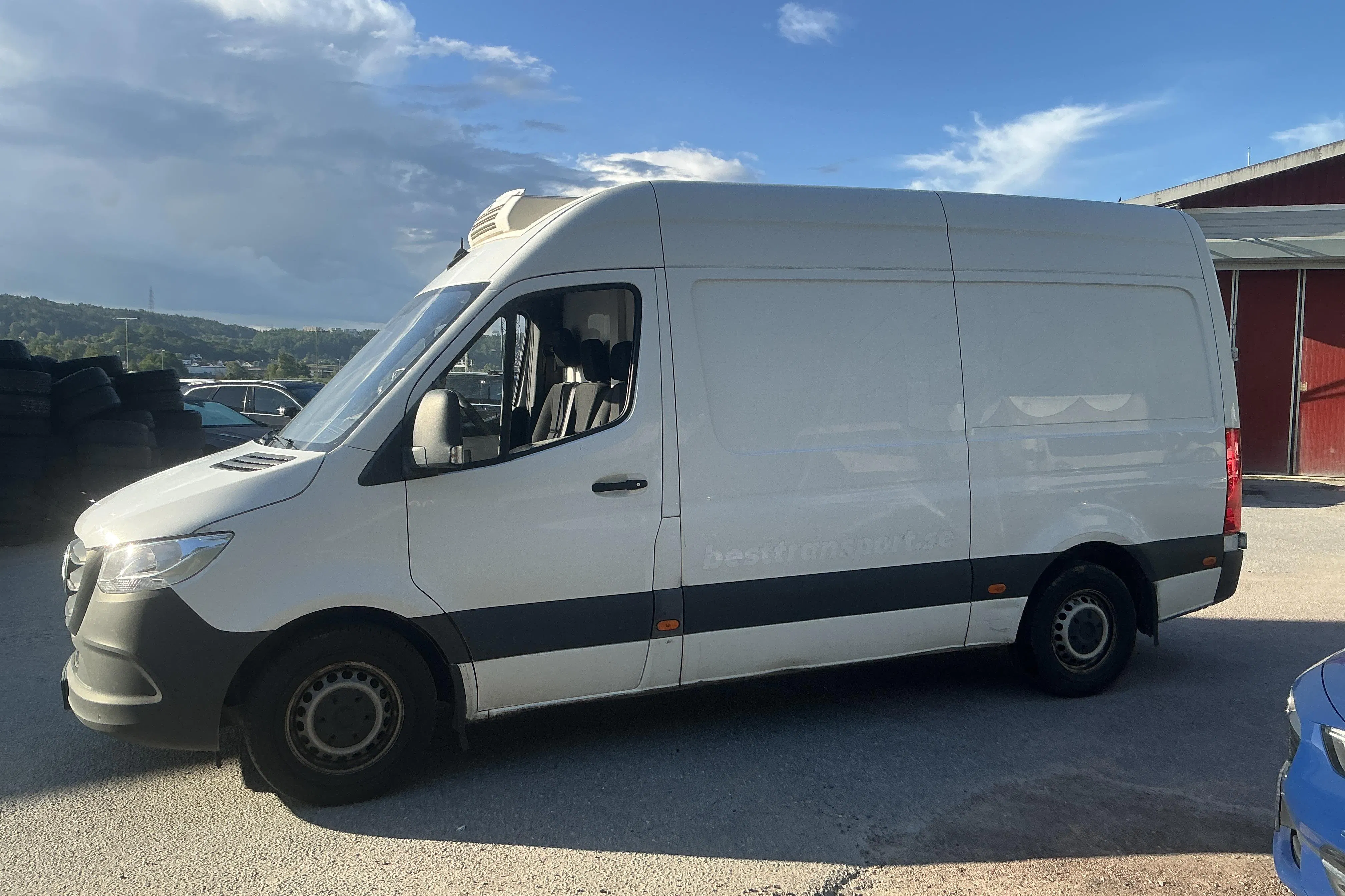 Presentation photo 2 of 14: Mercedes Sprinter 314 CDI Skåp RWD (143hk) - 315 670 km - Automatic - white - 2020