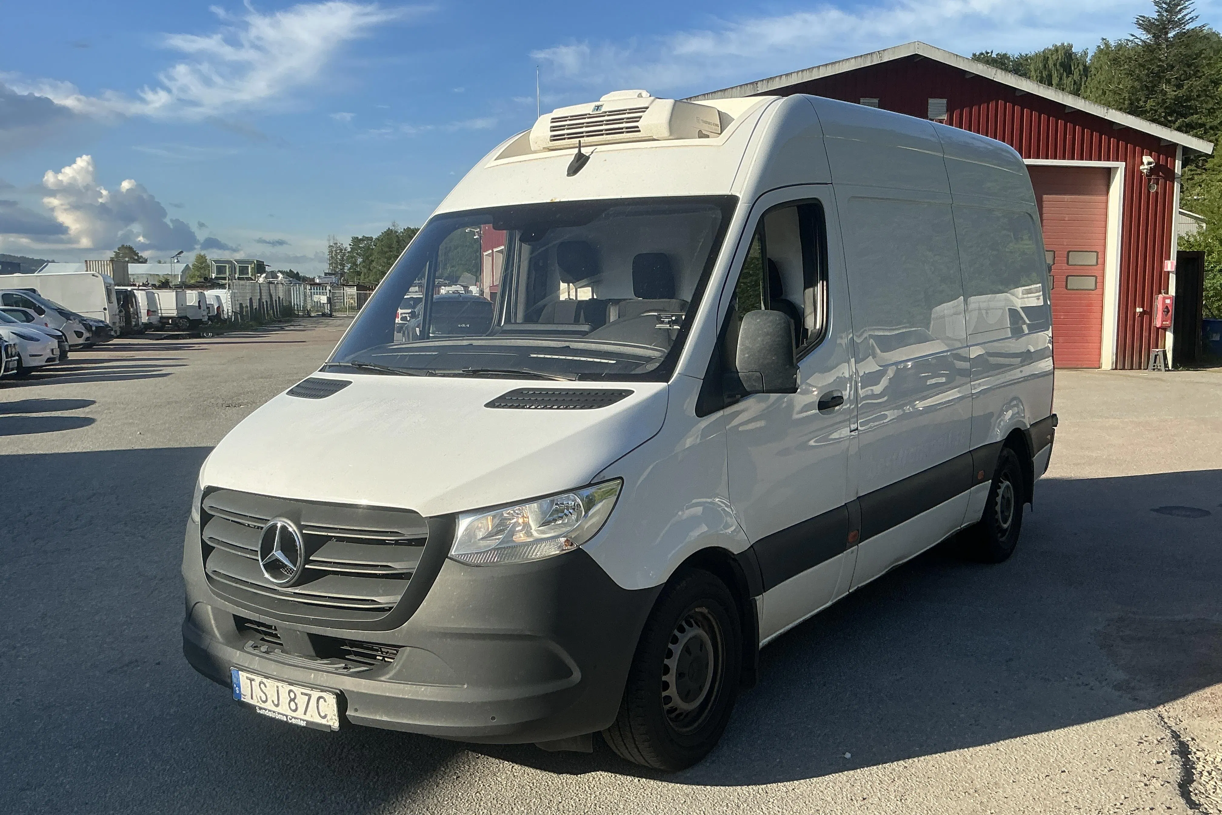 Presentation photo 1 of 14: Mercedes Sprinter 314 CDI Skåp RWD (143hk) - 315 670 km - Automatic - white - 2020