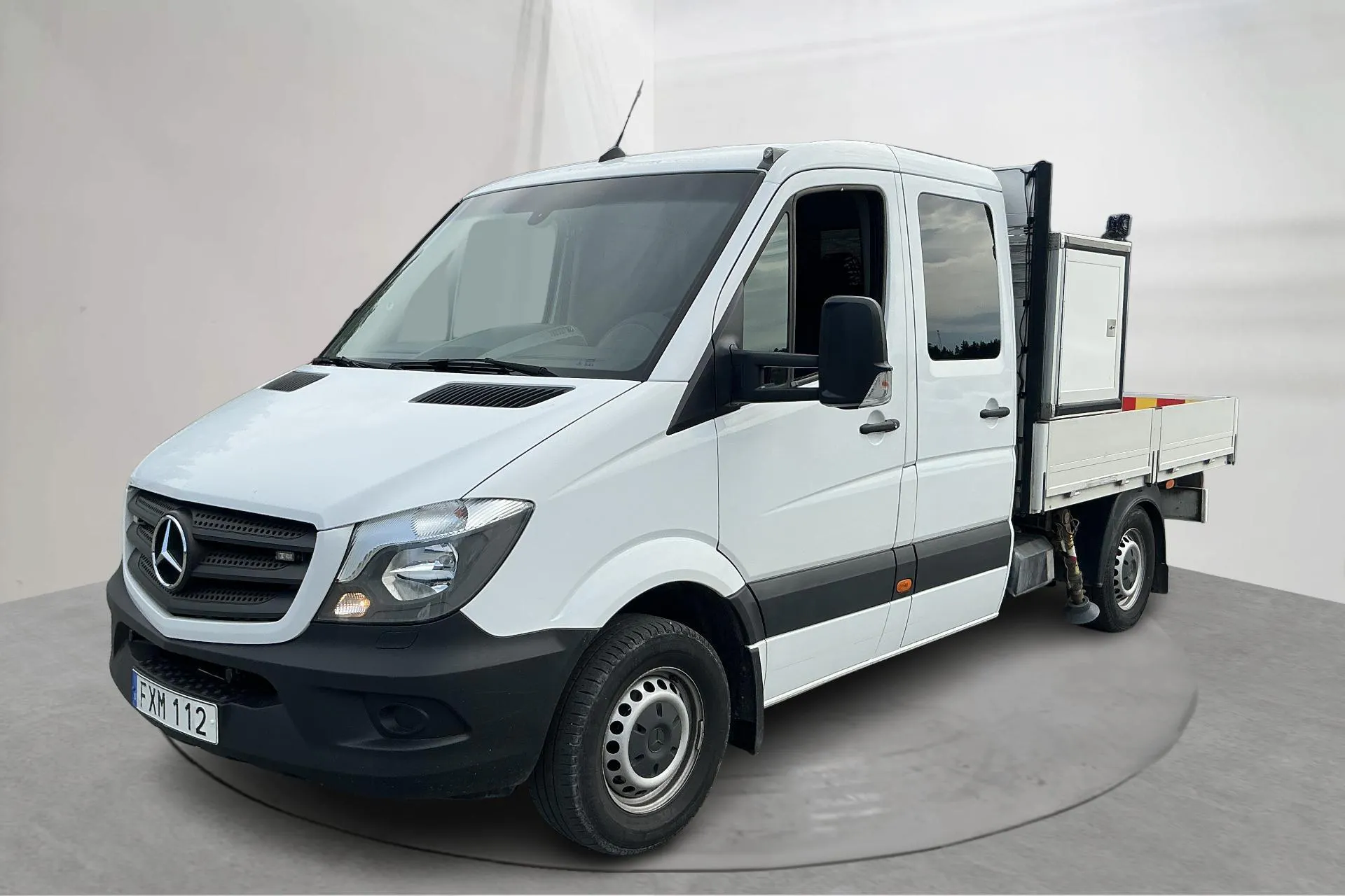 Presentation photo 1 of 25: Mercedes Sprinter 316 NGT Pickup/Chassi (156hk) - 7 986 Scandinavian mile - Automatic - 2017