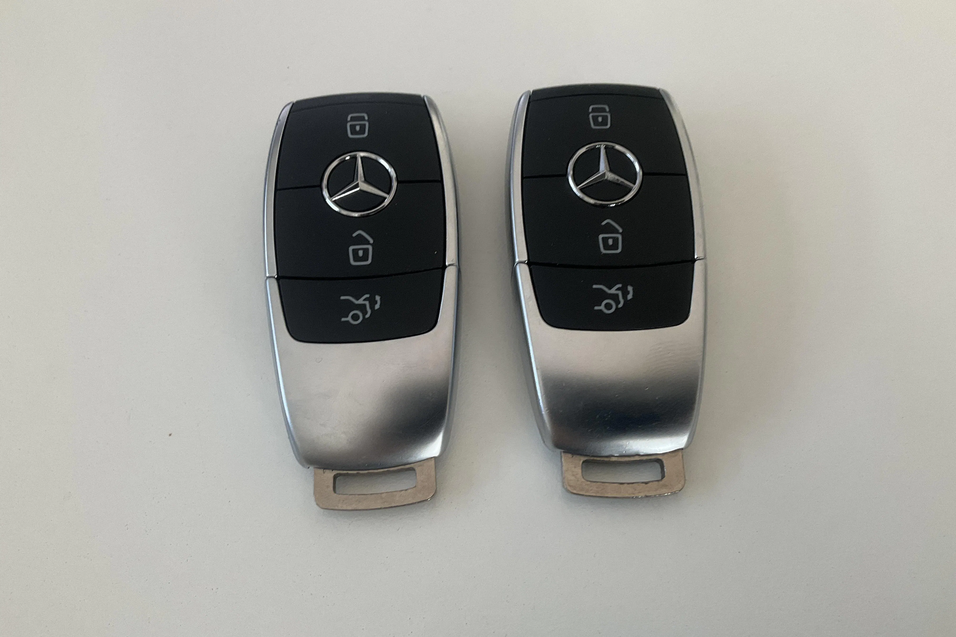 Presentation photo 22 of 22: Mercedes CLA 250 e Shooting Brake X118 (218hk) - 7 866 Scandinavian mile - Automatic - black - 2023