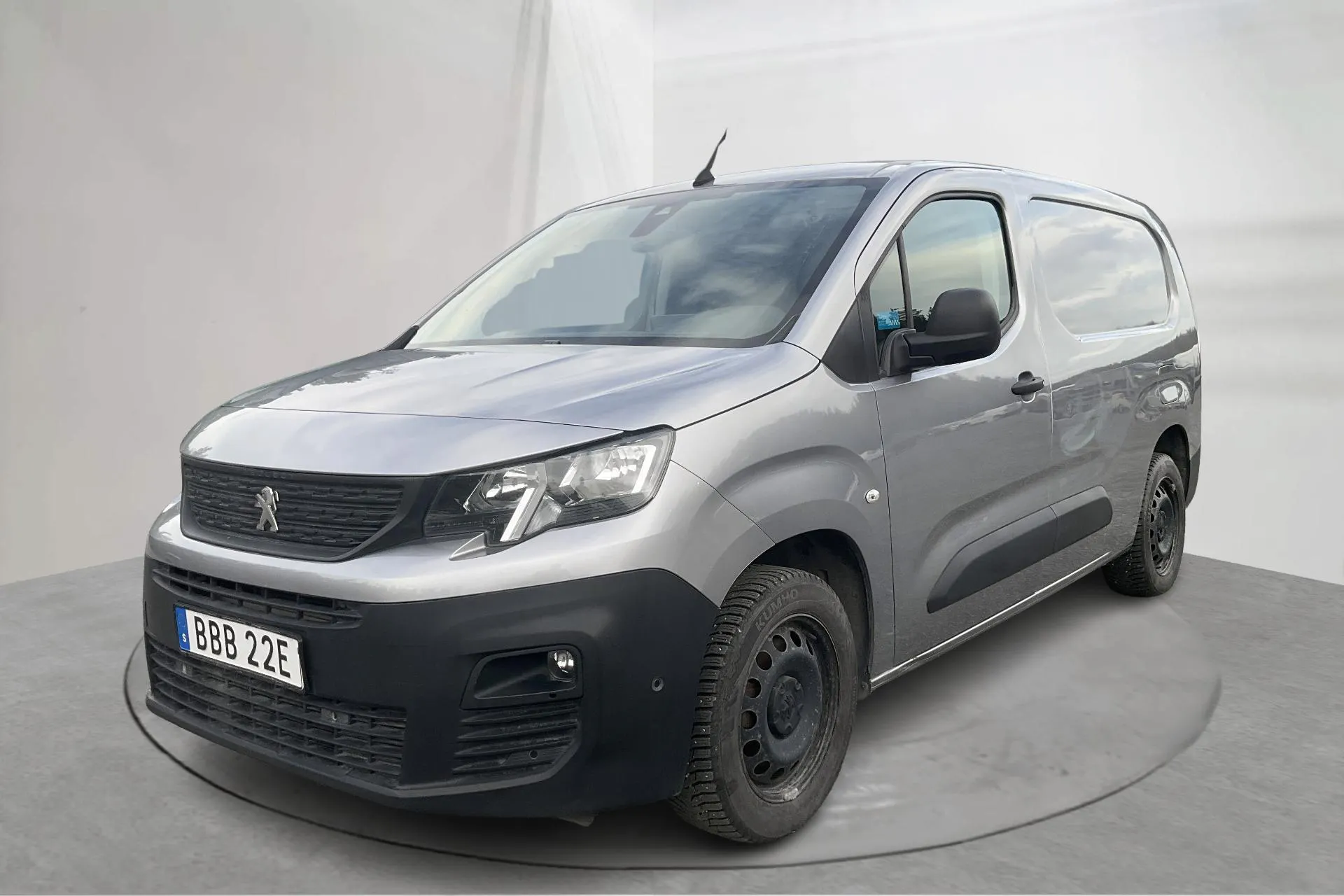 Presentation photo 1 of 15: Peugeot Partner 1.5 HDI Skåp (130hk) - 105 010 km - Automatic - gray - 2020