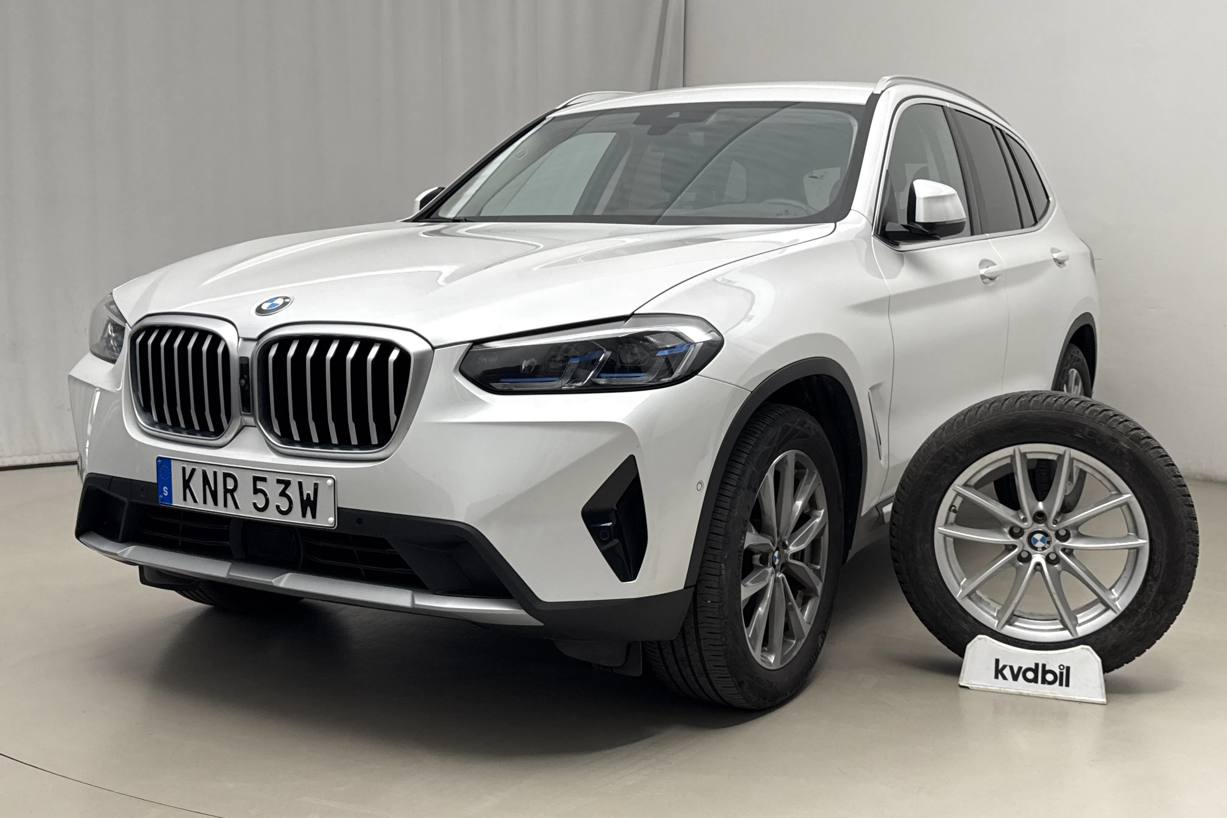 Presentationsfoto 1 av 19: BMW X3 xDrive20d, G01 LCI (190hk+11hk) - 5 323 mil - Automat - vit - 2023