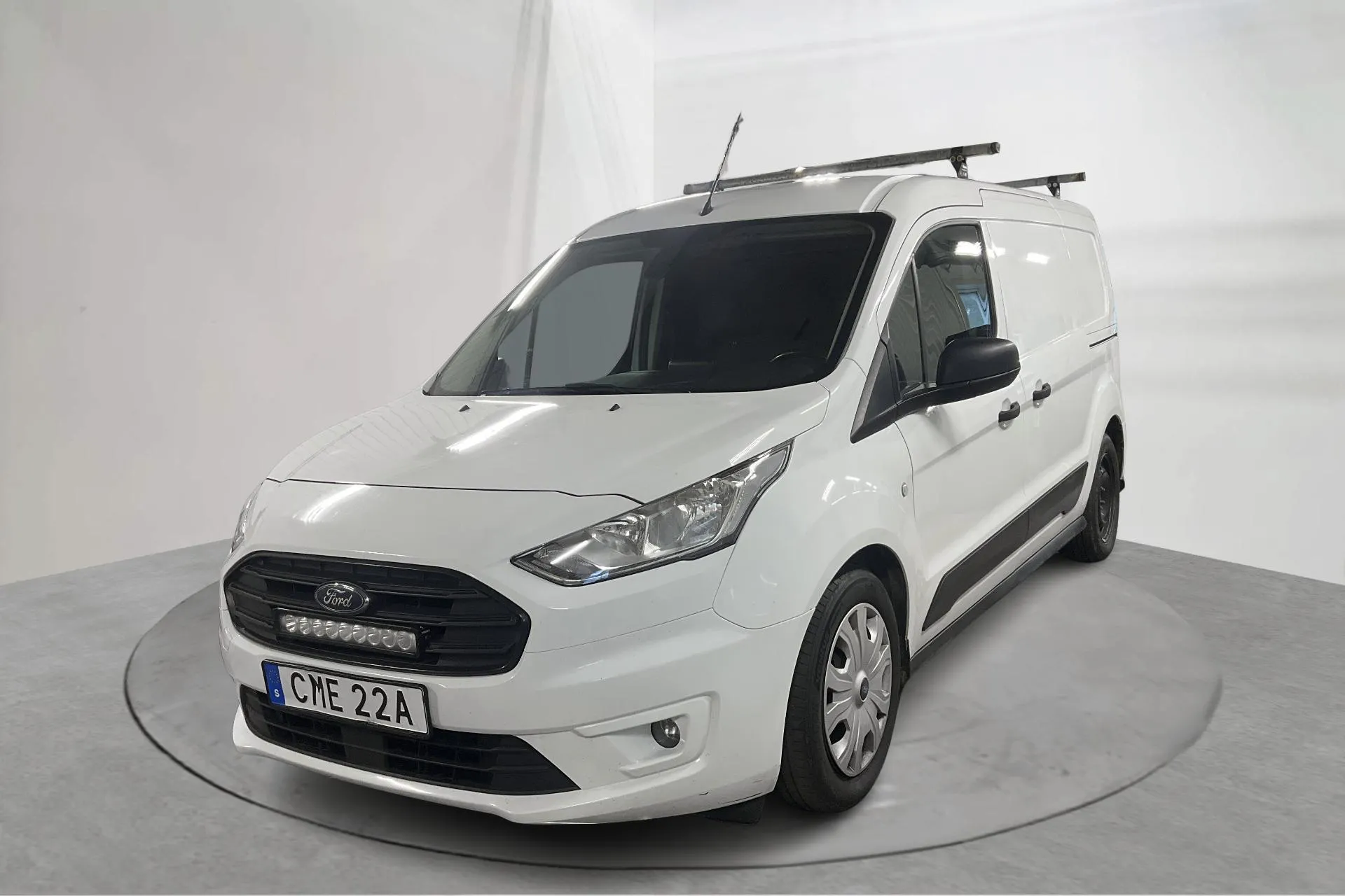 Presentation photo 1 of 18: Ford Transit Connect 1.5 EcoBlue (100hk) - 135 450 km - Automatic - white - 2020