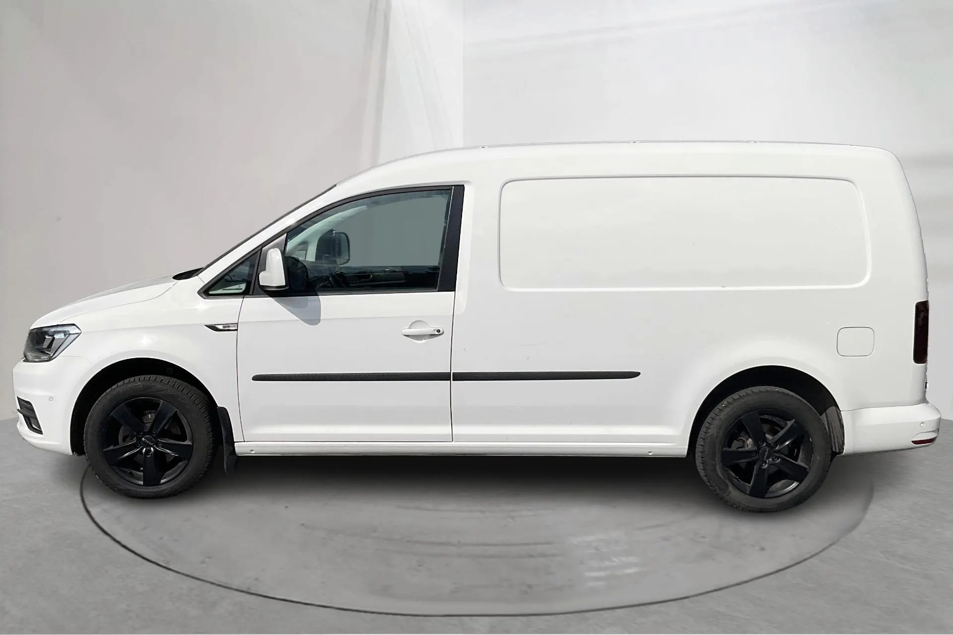 Presentationsfoto 2 av 14: VW Caddy 2.0 TDI Maxi Skåp (102hk) - 2 646 mil - Automat - vit - 2020