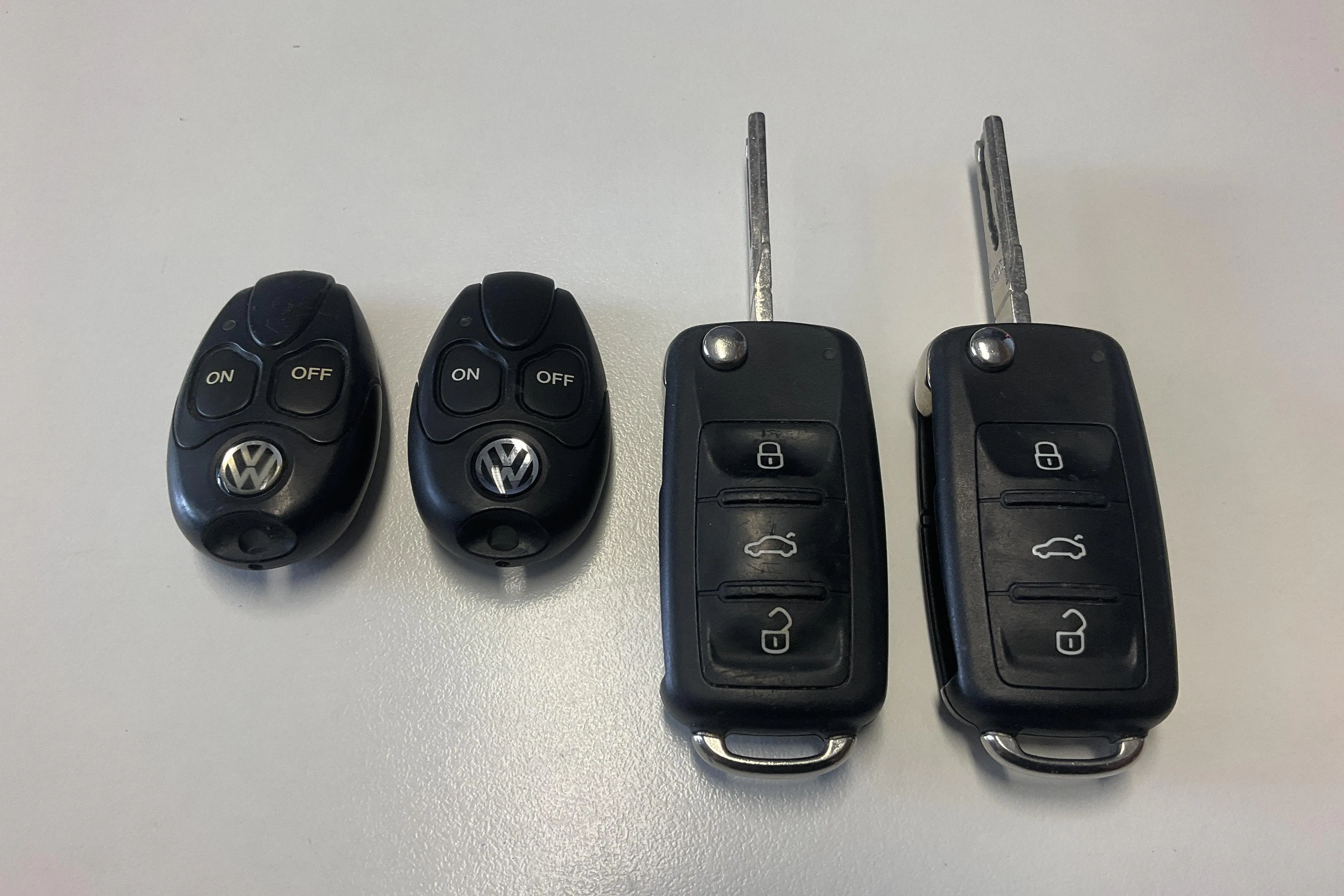 Presentationsfoto 14 av 14: VW Caddy 2.0 TDI Maxi Skåp (102hk) - 2 646 mil - Automat - vit - 2020