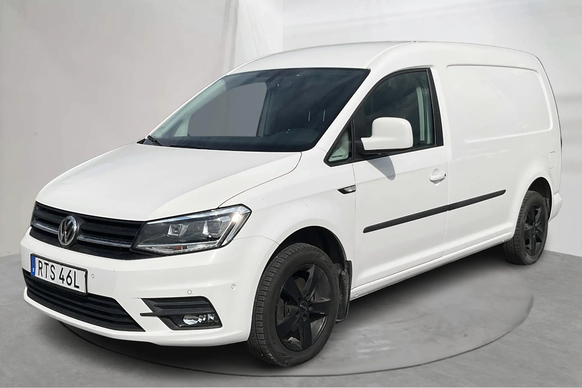 Presentationsfoto 1 av 14: VW Caddy 2.0 TDI Maxi Skåp (102hk) - 2 646 mil - Automat - vit - 2020