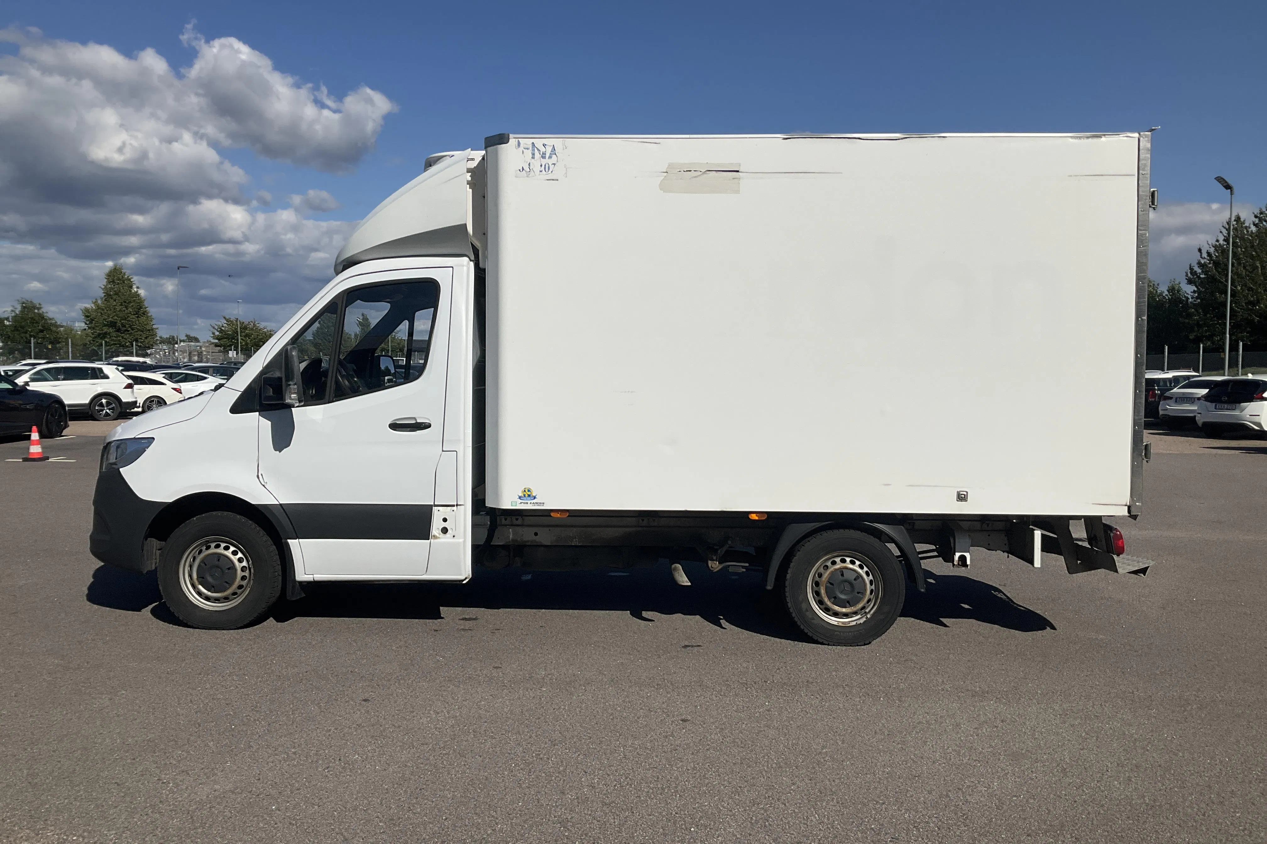 Presentation photo 2 of 18: Mercedes Sprinter 315 CDI Volymskåp RWD (150hk) - 296 910 km - Automatic - white - 2022
